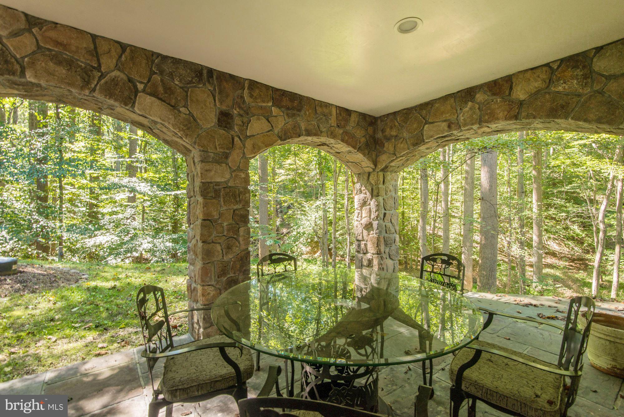 RIVINUS - Residential