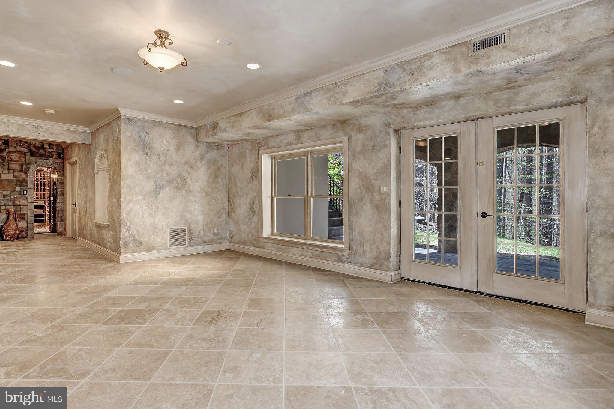 RIVINUS - Residential