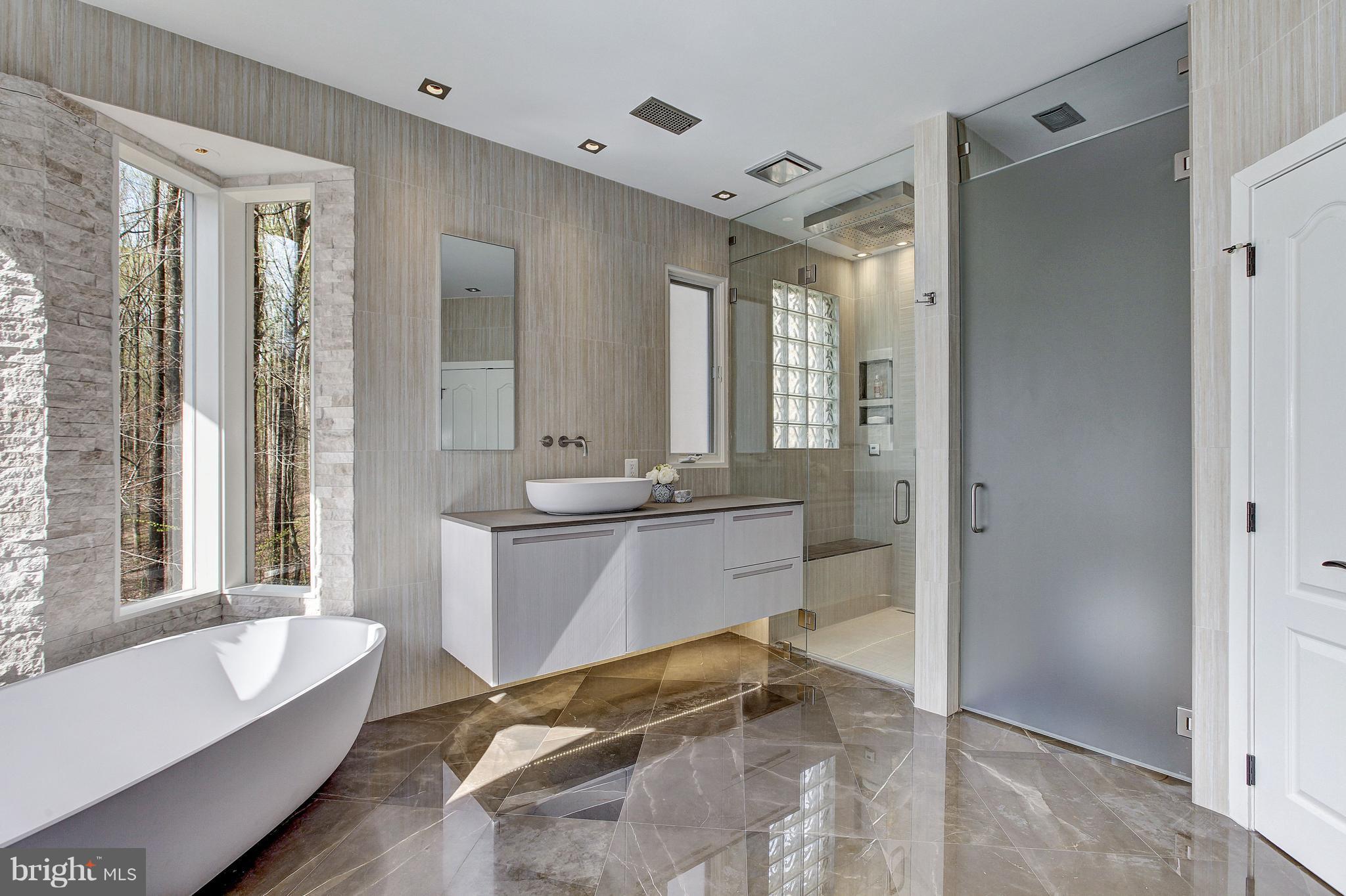 RIVINUS - Residential