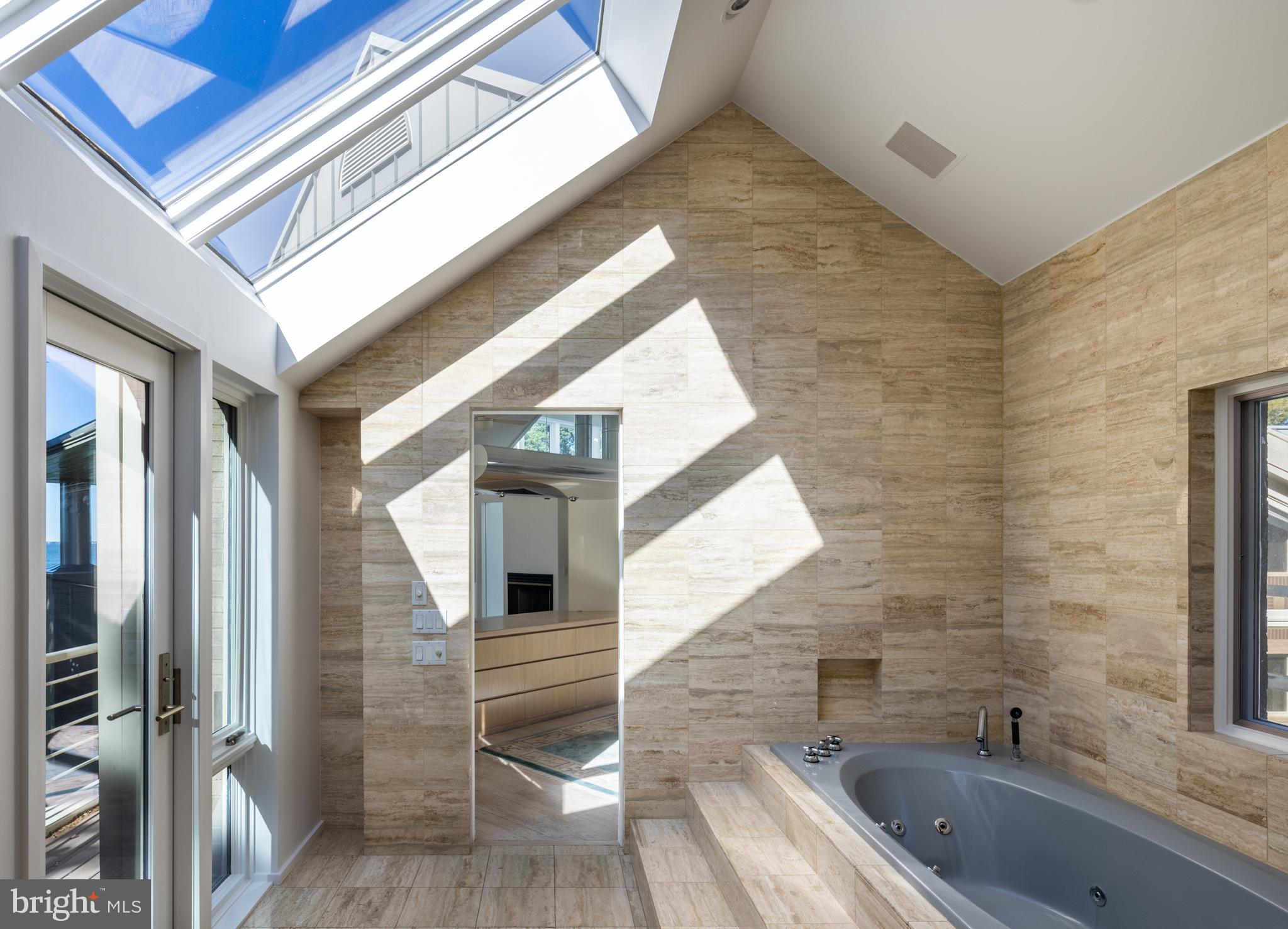 ROYAL OAK - Residential