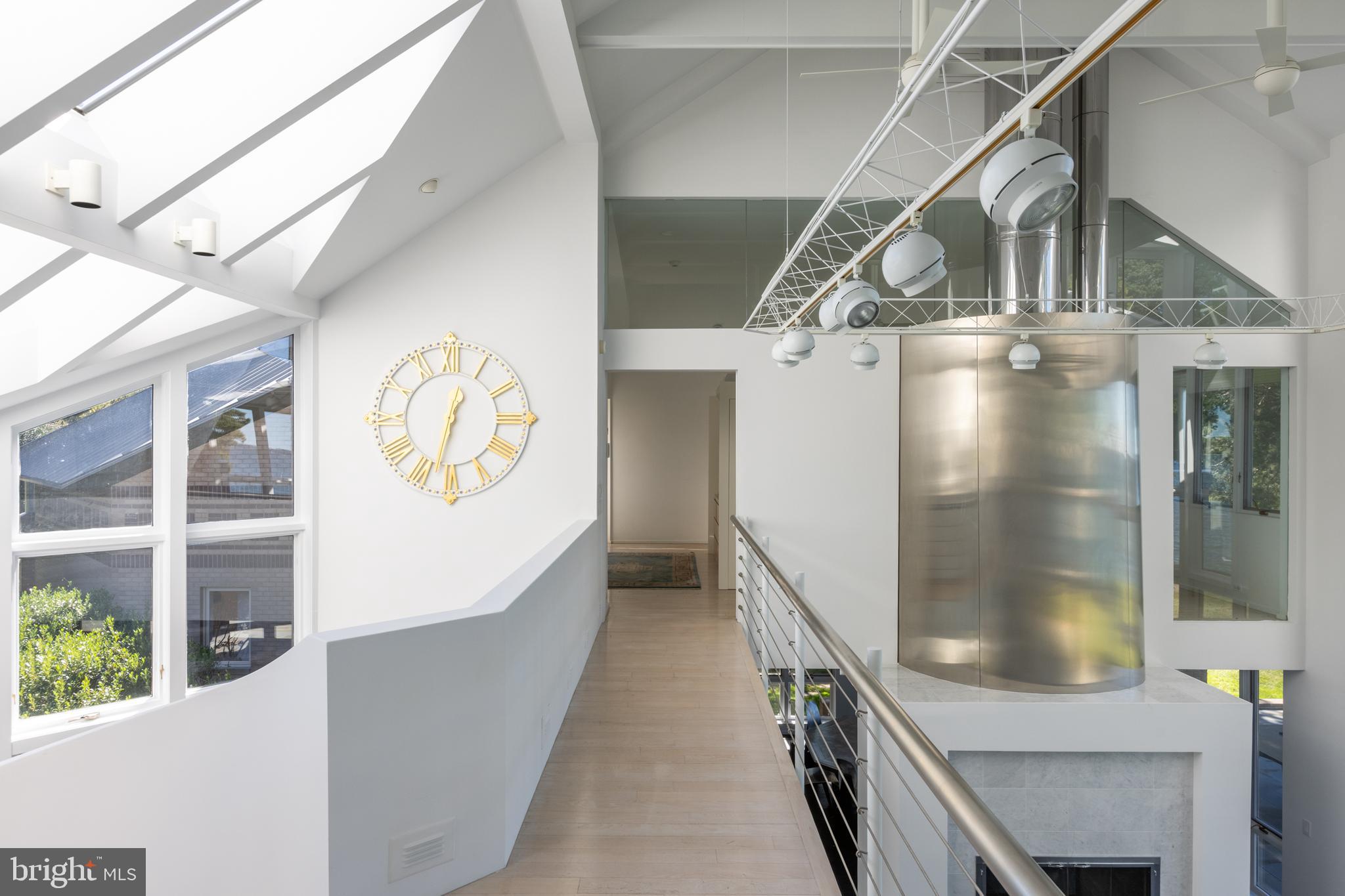 ROYAL OAK - Residential