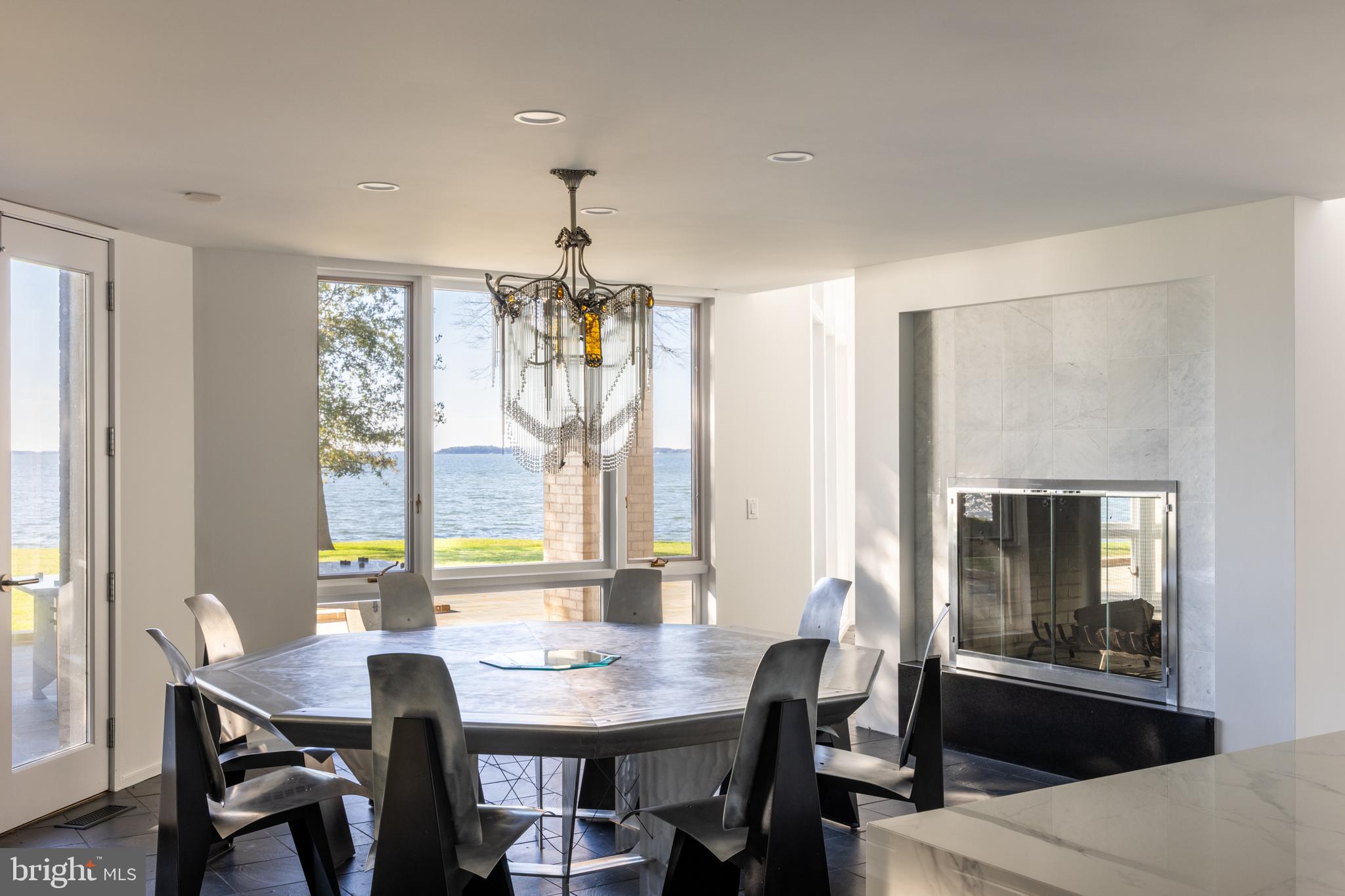 ROYAL OAK - Residential