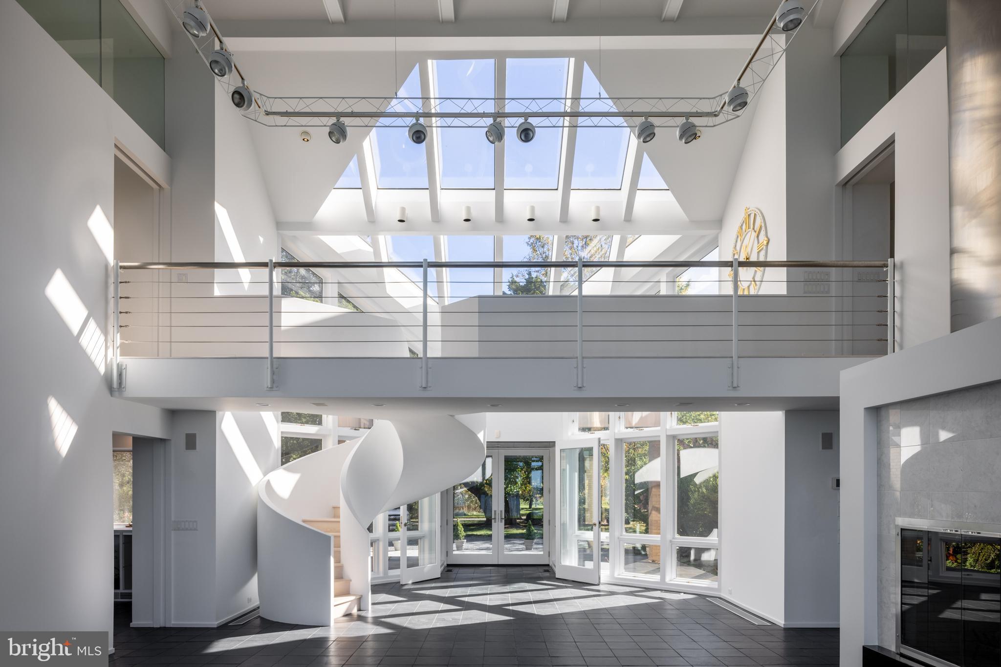 ROYAL OAK - Residential