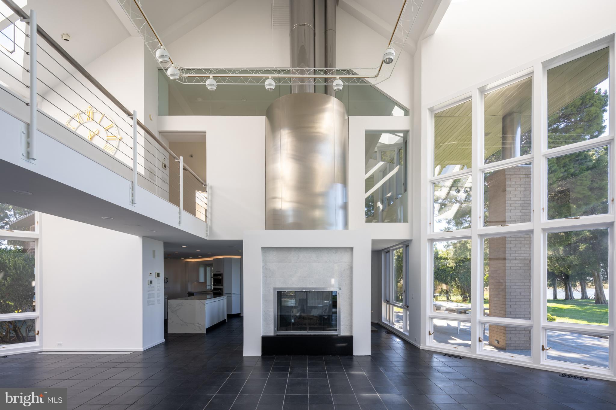 ROYAL OAK - Residential