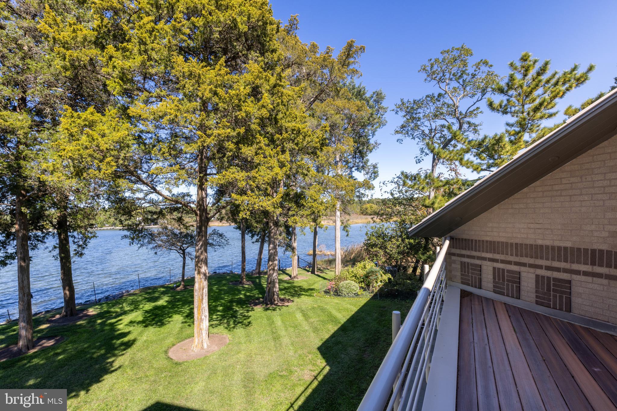 ROYAL OAK - Residential