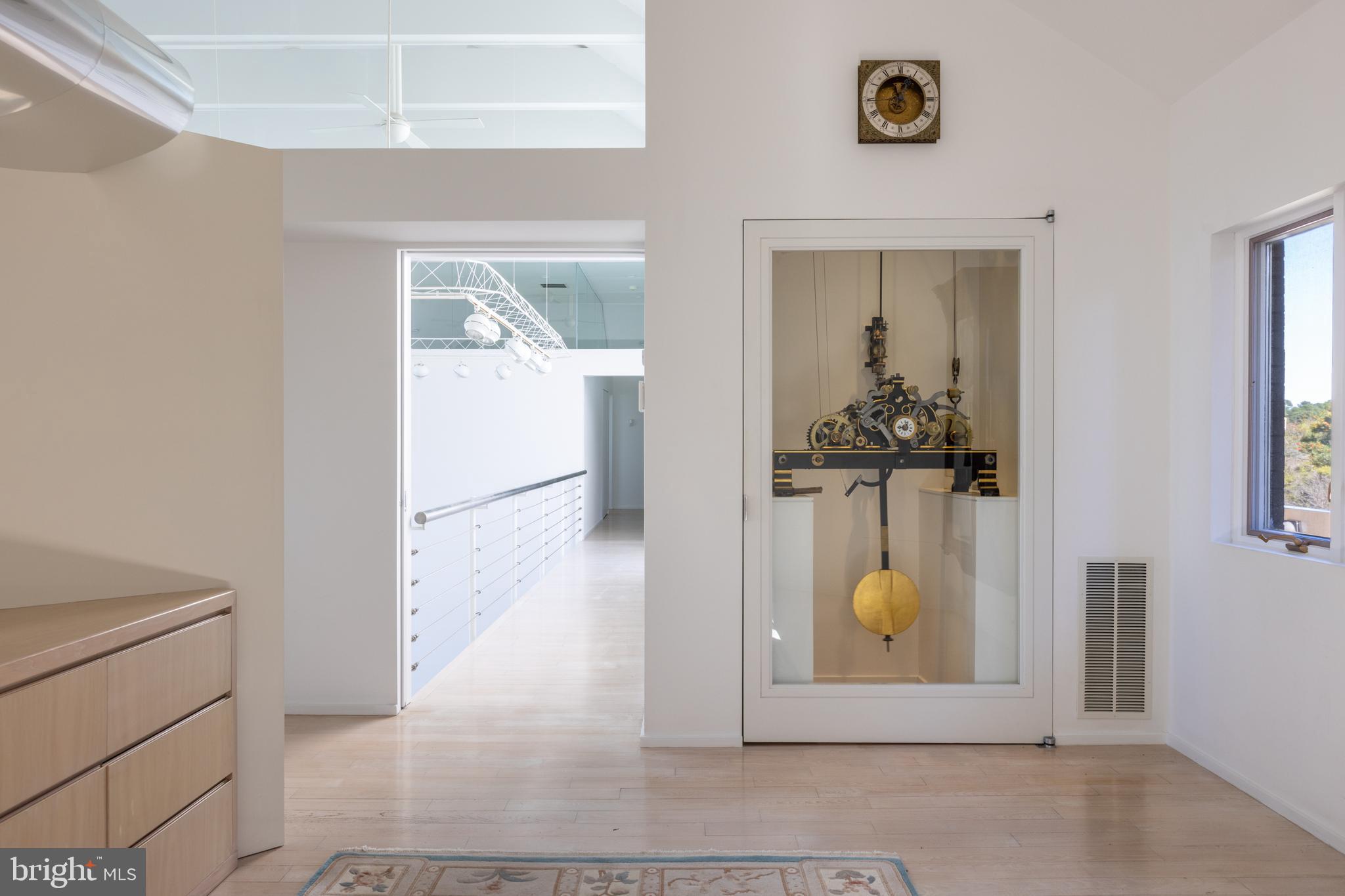 ROYAL OAK - Residential