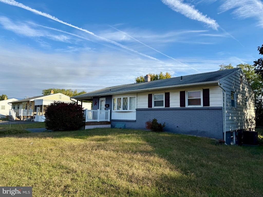 Photo of 61 Prangs Lane, NEW CASTLE, DE 19720 (MLS # DENC2091518)