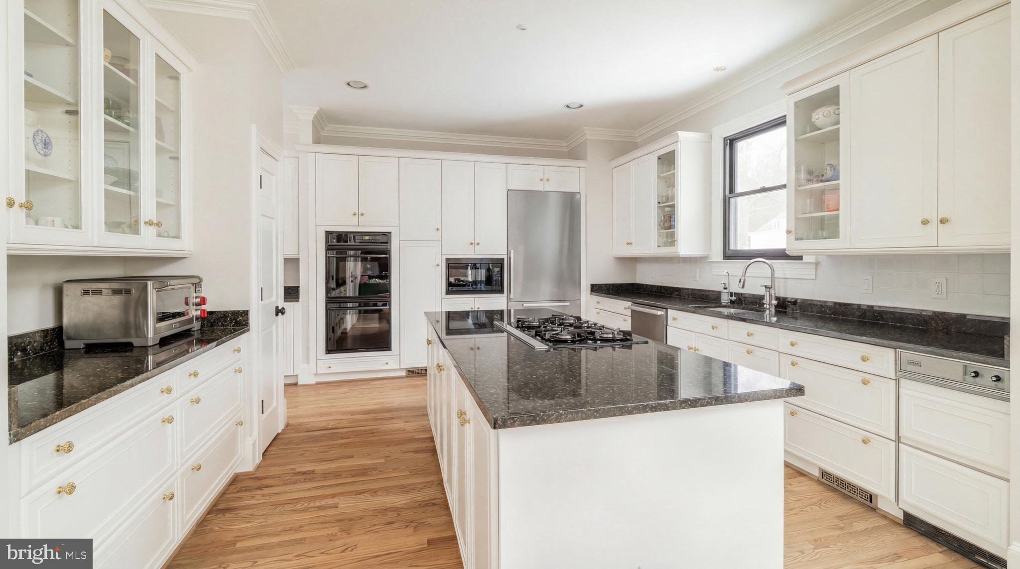 BERKLEY - Residential