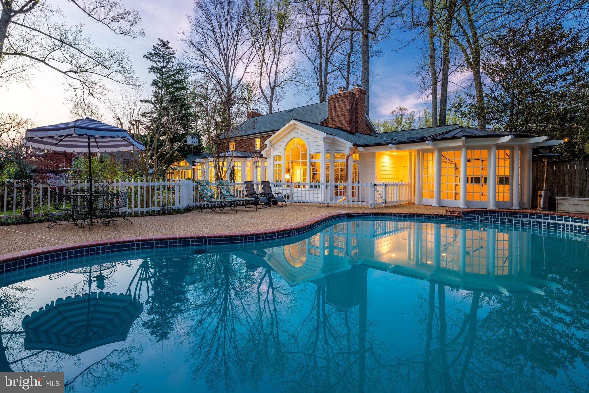 WOODHAVEN - Residential