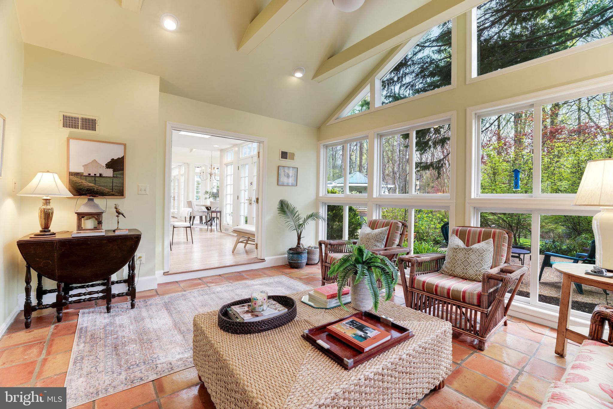 WOODHAVEN - Residential