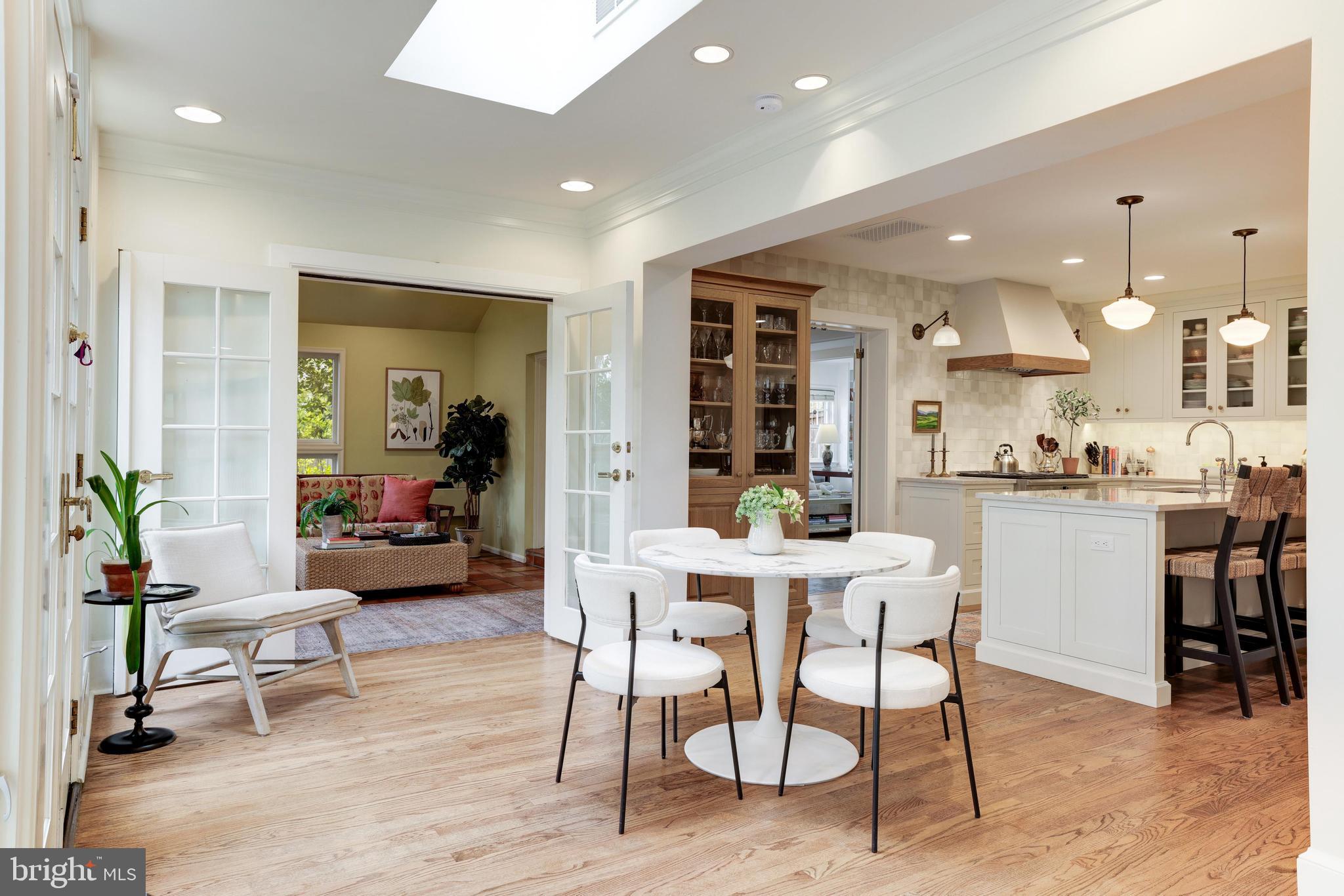 WOODHAVEN - Residential