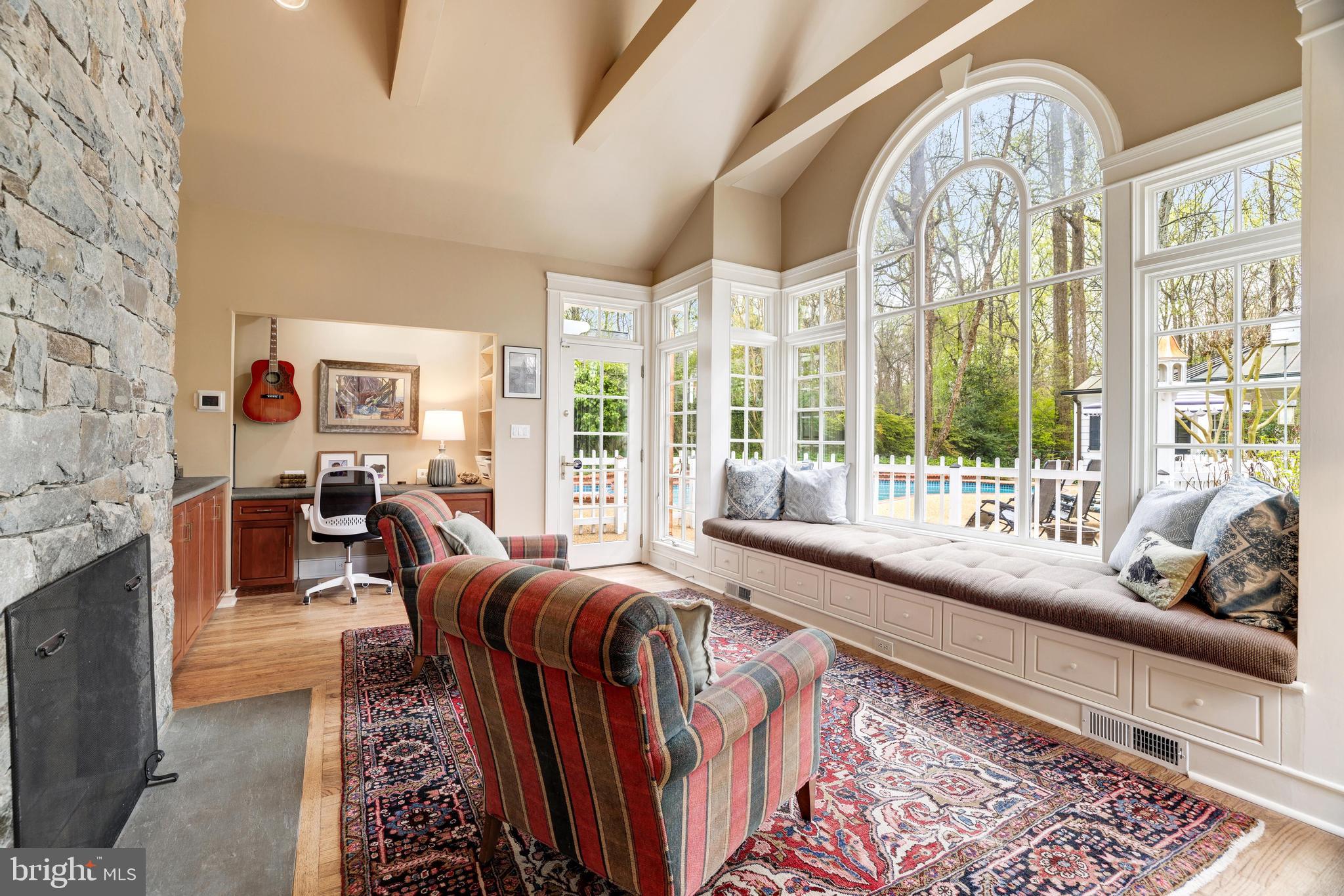 WOODHAVEN - Residential