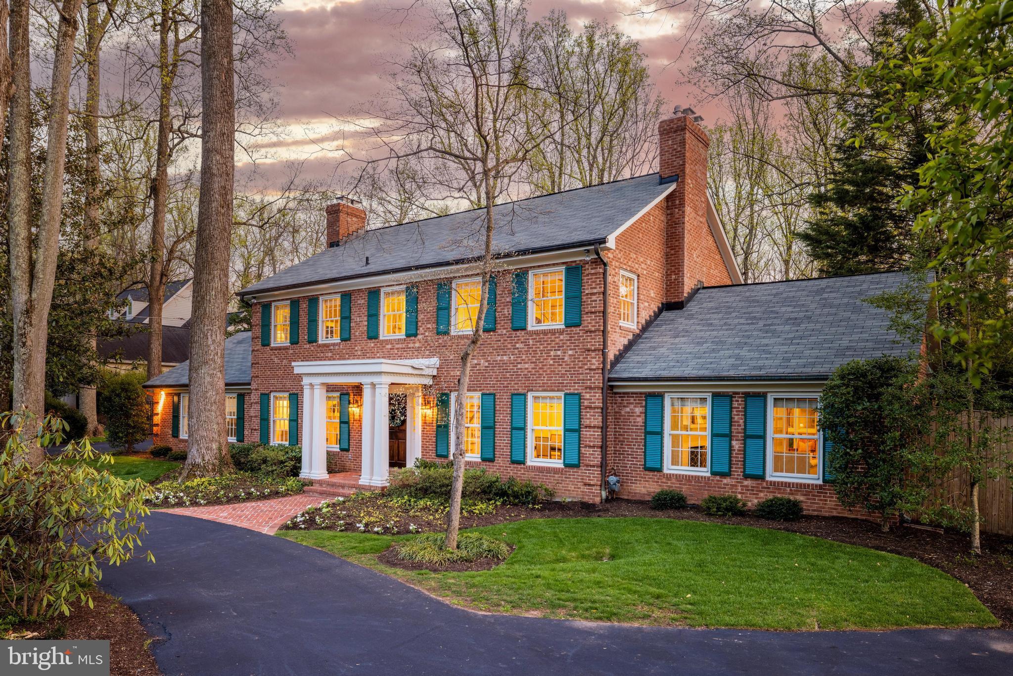 WOODHAVEN - Residential