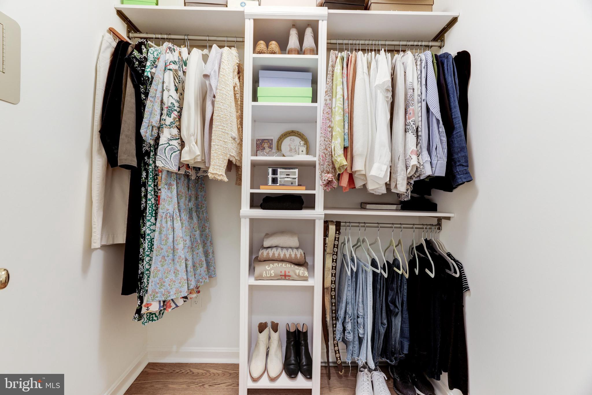 WOODHAVEN - Residential