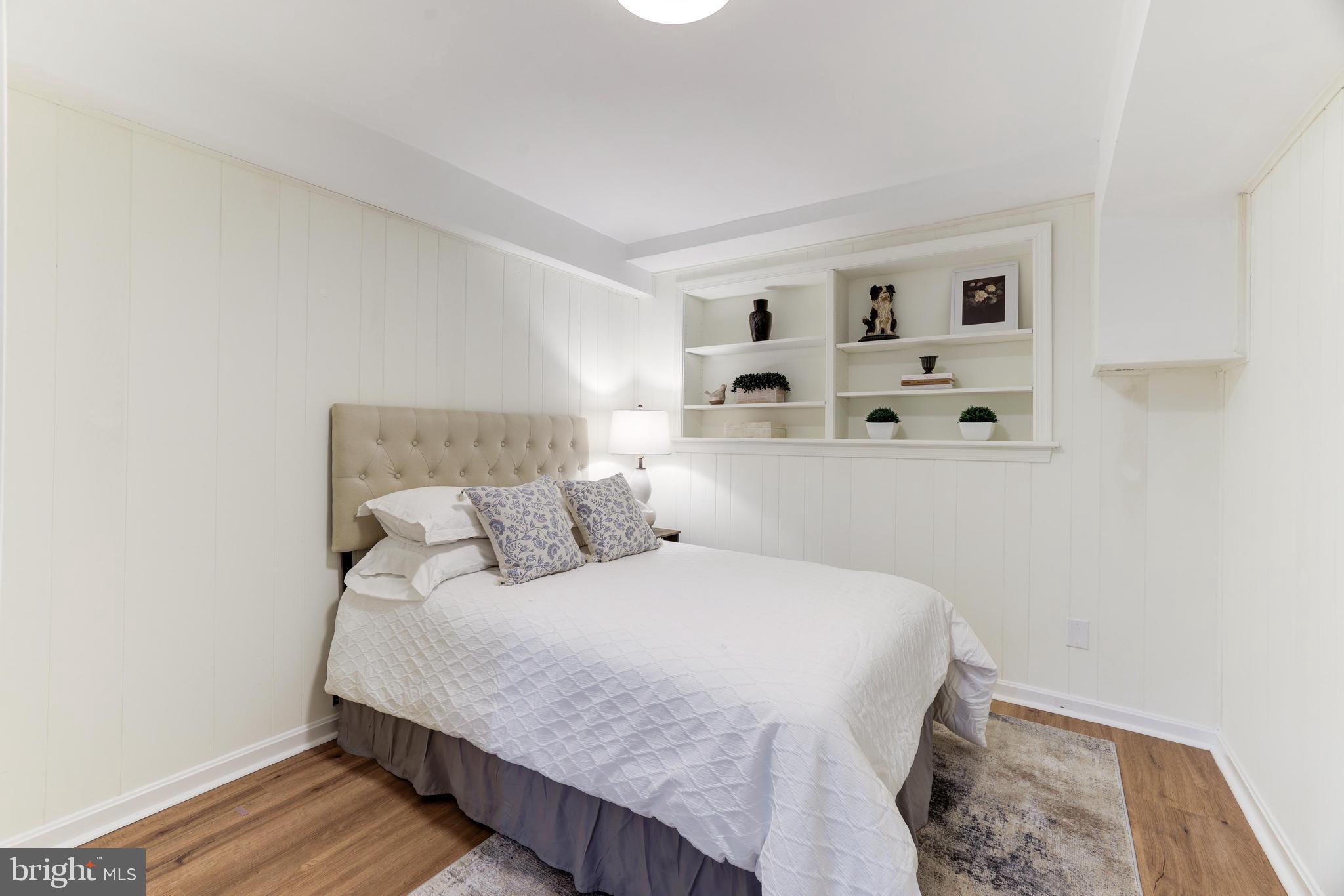 WOODHAVEN - Residential