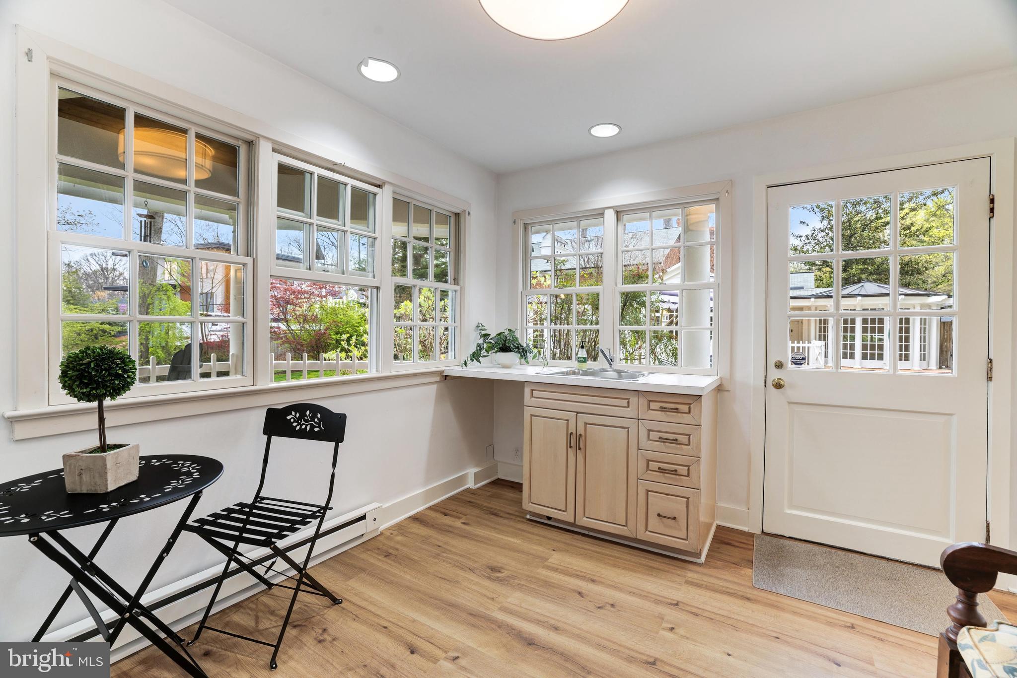 WOODHAVEN - Residential