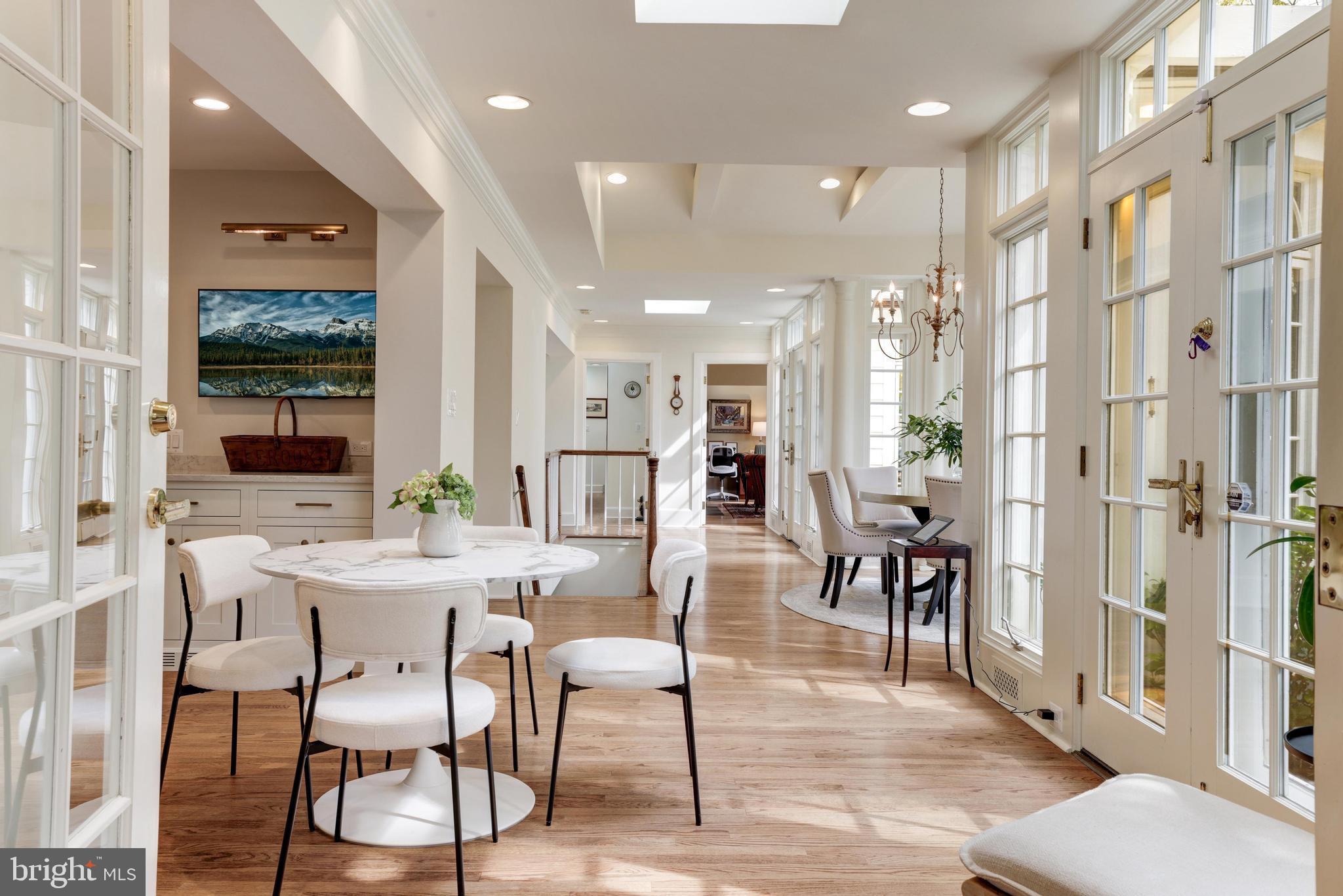 WOODHAVEN - Residential