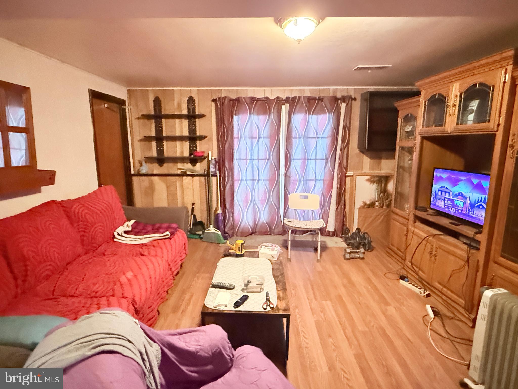 HIDDEN VALLEY - Residential