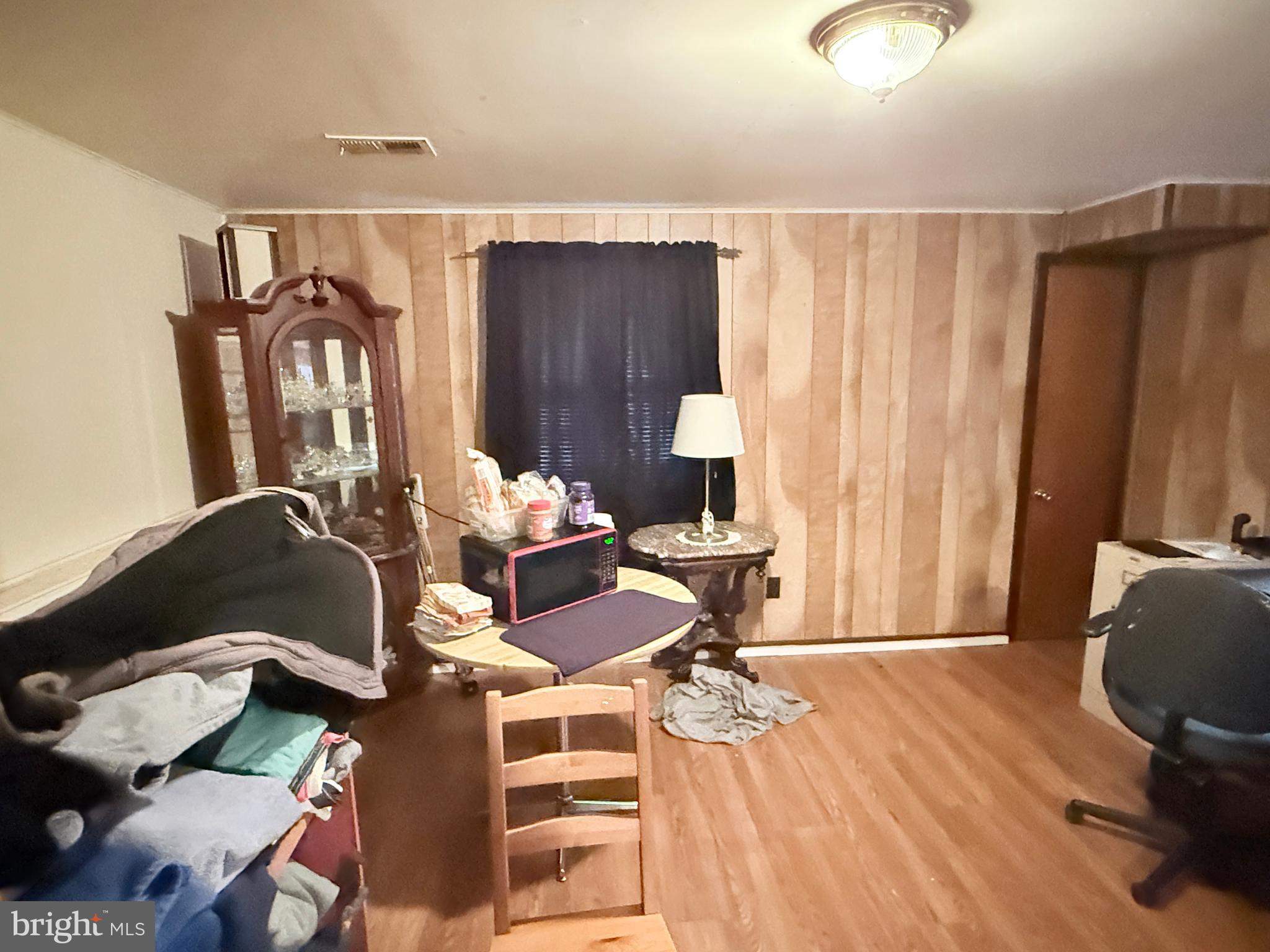 HIDDEN VALLEY - Residential