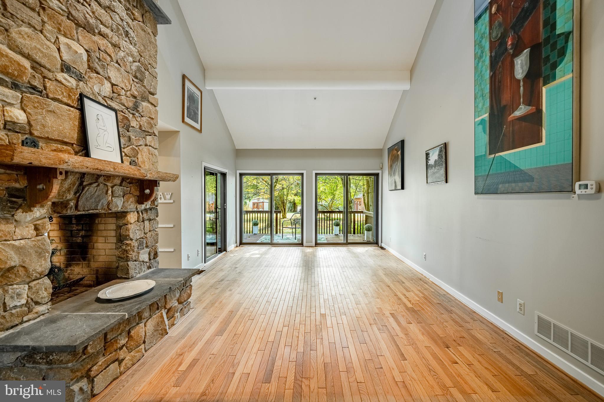 1201 KING ROAD