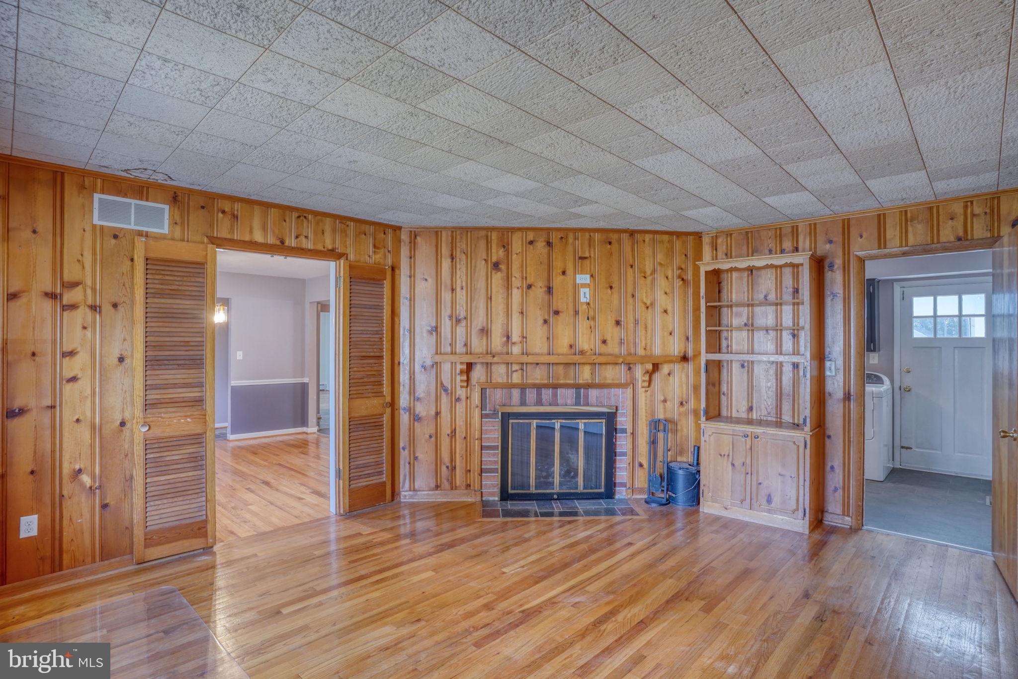 FAIRFIELD FARMS - Residential