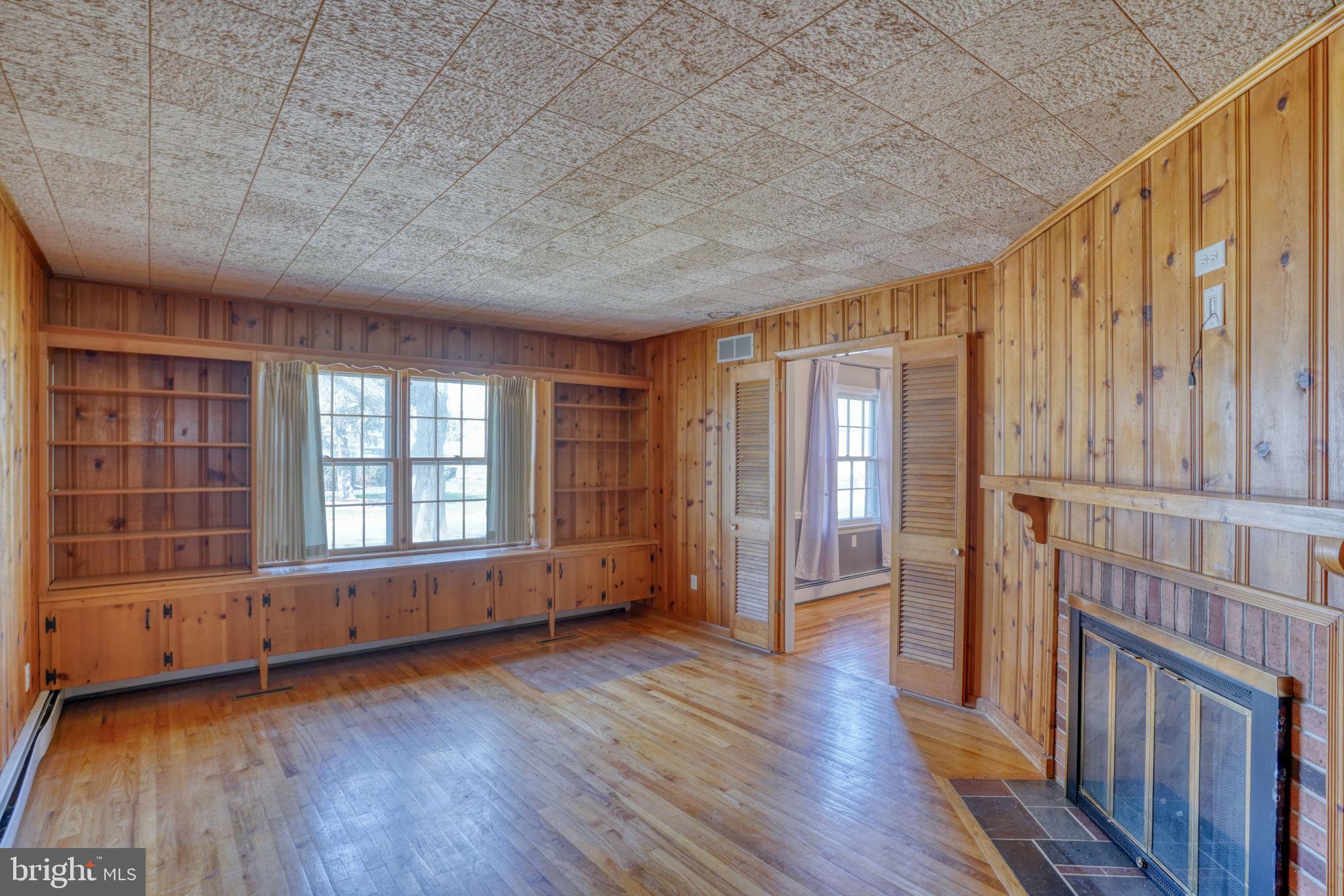 FAIRFIELD FARMS - Residential