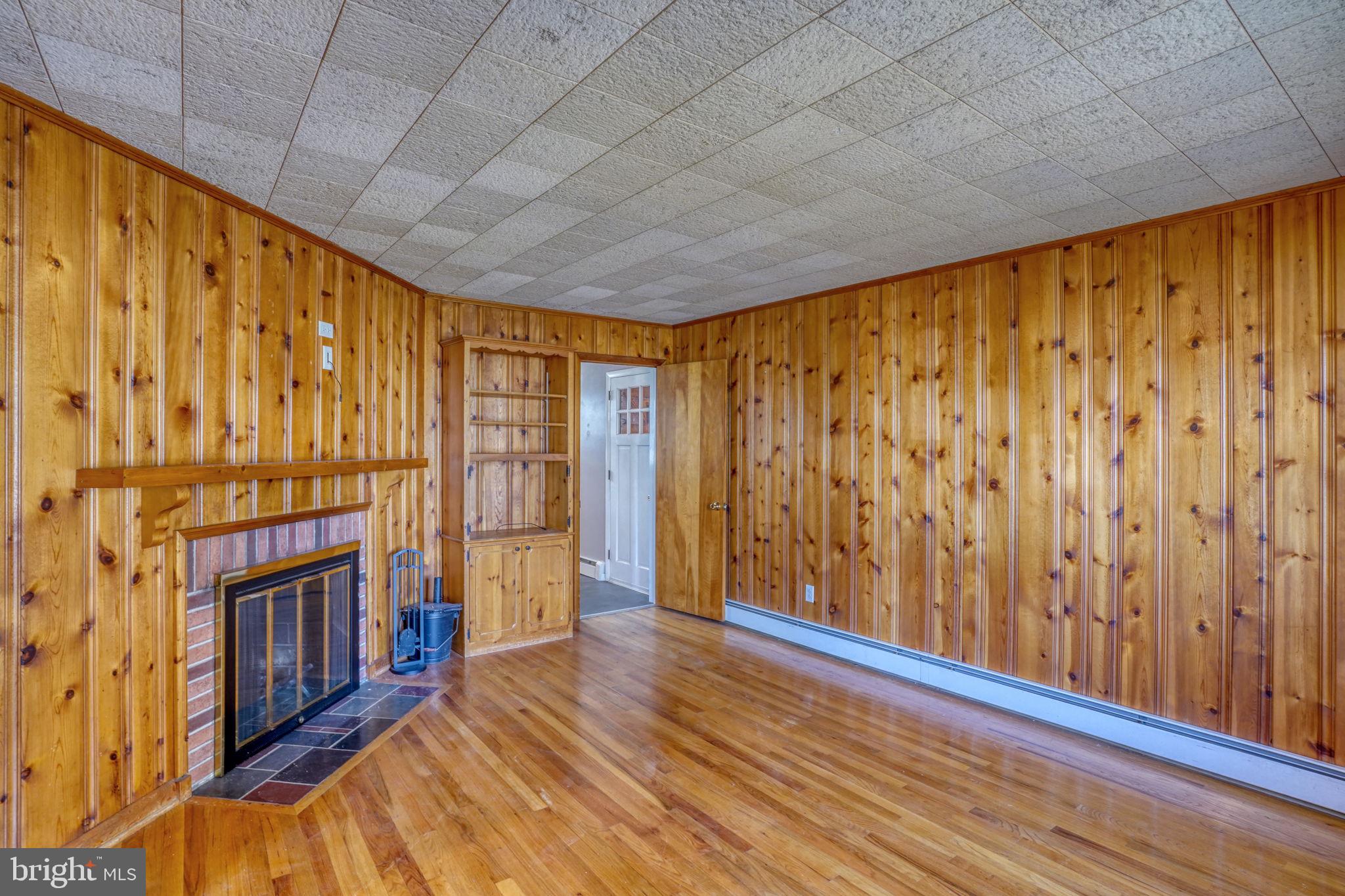 FAIRFIELD FARMS - Residential