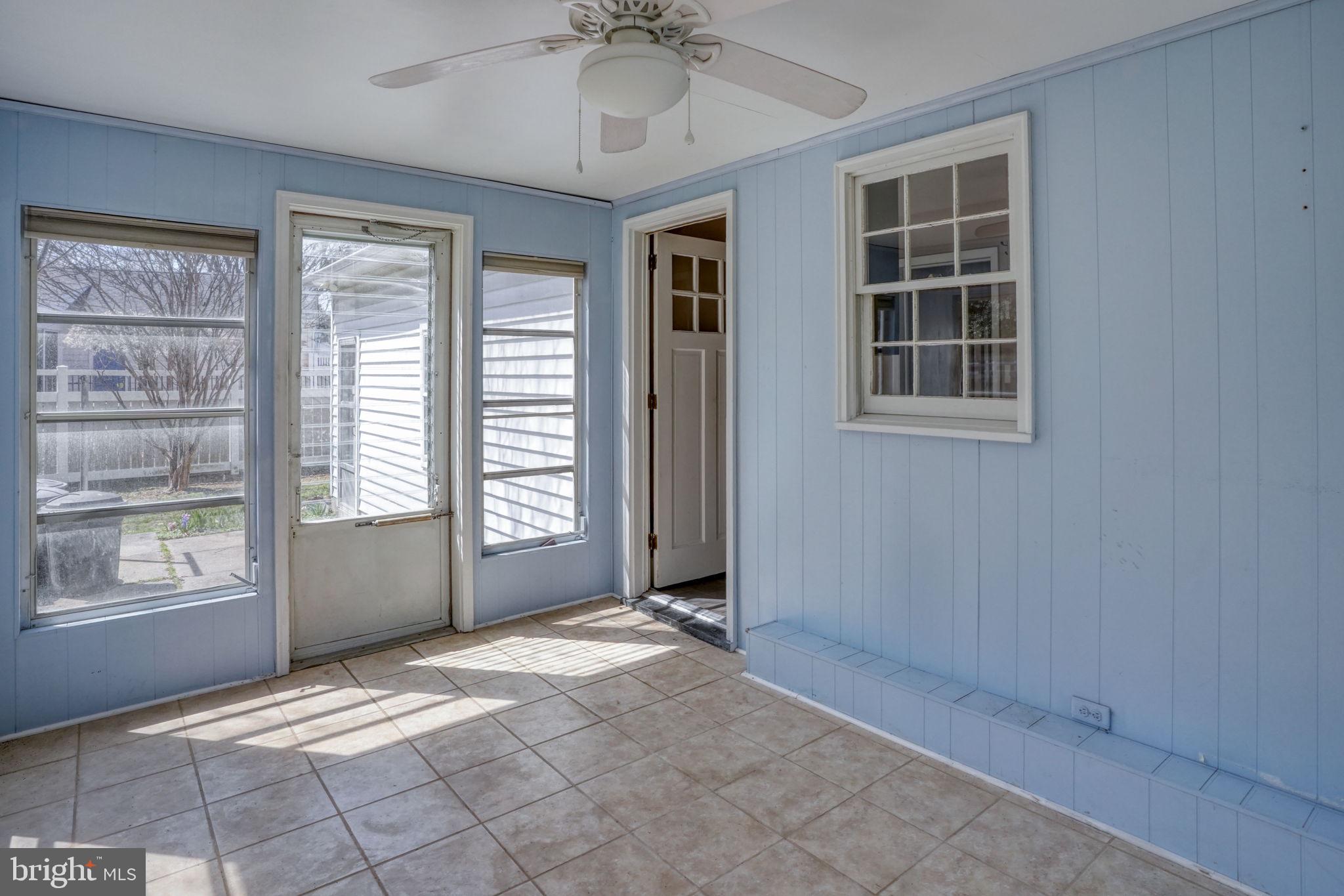 FAIRFIELD FARMS - Residential