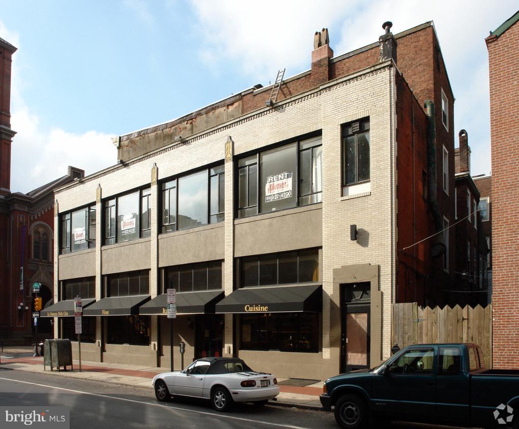 RITTENHOUSE SQUARE - Commercial Sale