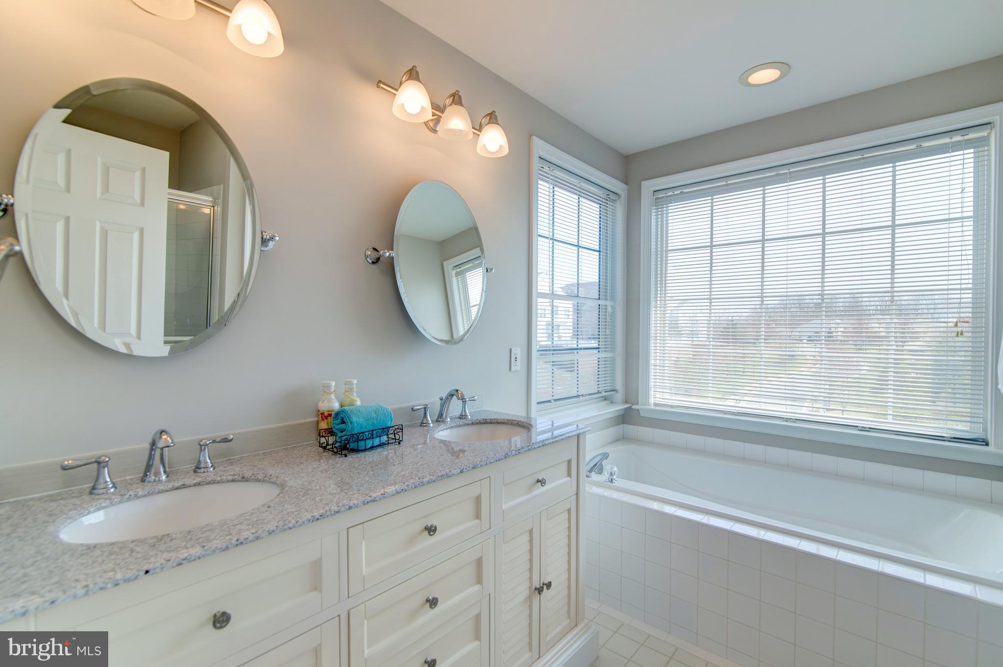 OVERLOOK - Residential