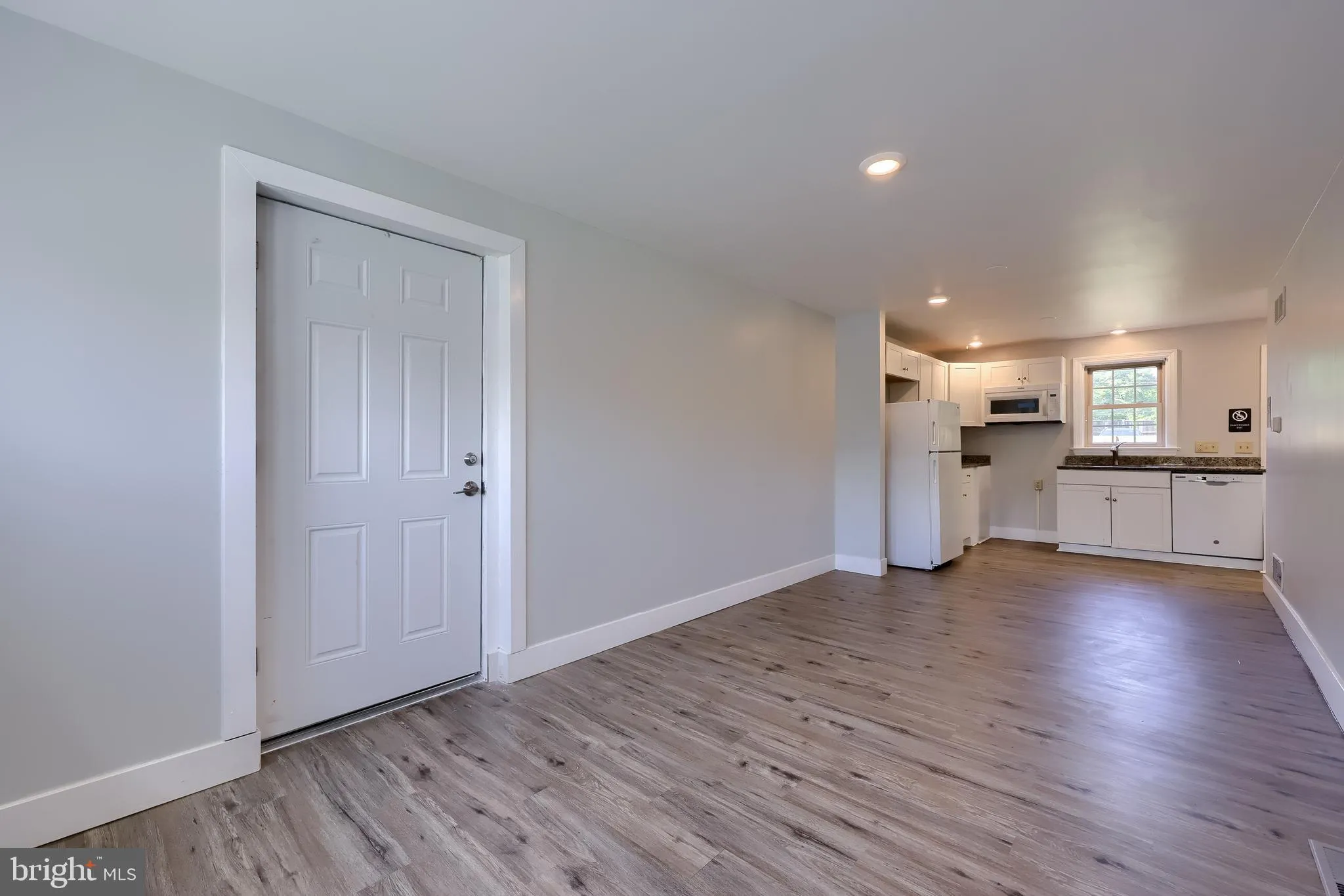 Lancaster, Pennsylvania 17603, United States, 4 Bedrooms Bedrooms, ,3 BathroomsBathrooms,Residential,Active,133613