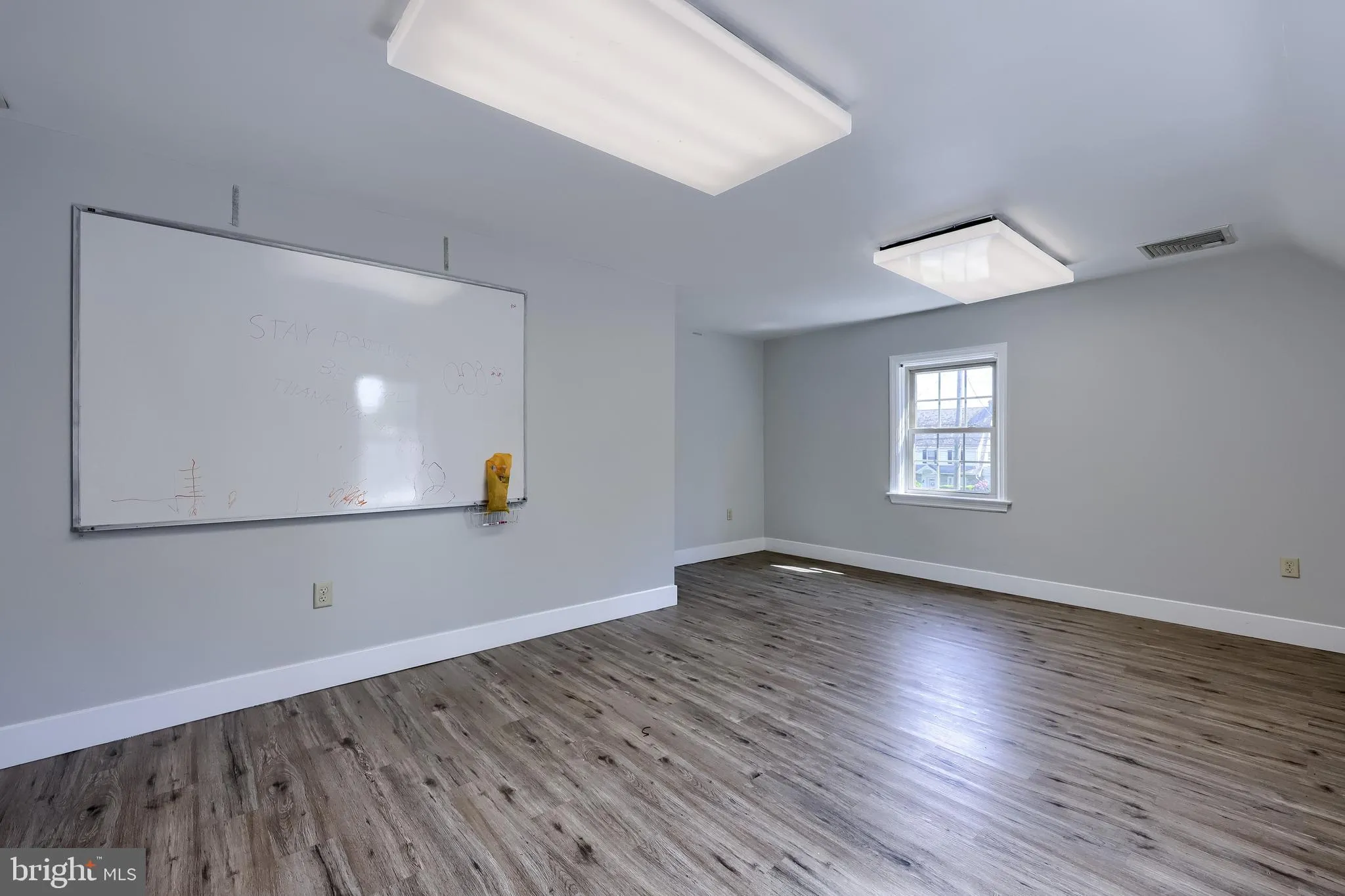 Lancaster, Pennsylvania 17603, United States, 4 Bedrooms Bedrooms, ,3 BathroomsBathrooms,Residential,Active,133613