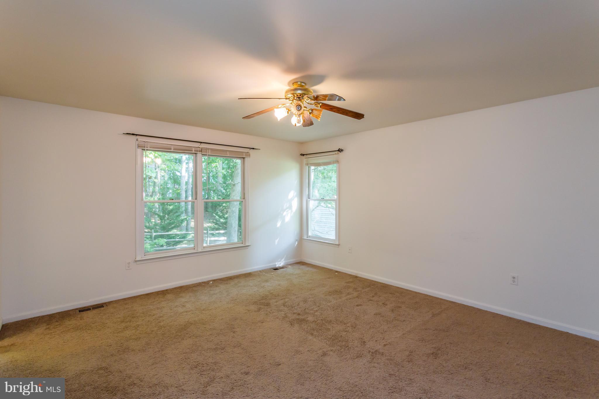 SMOKETREE - Residential Lease