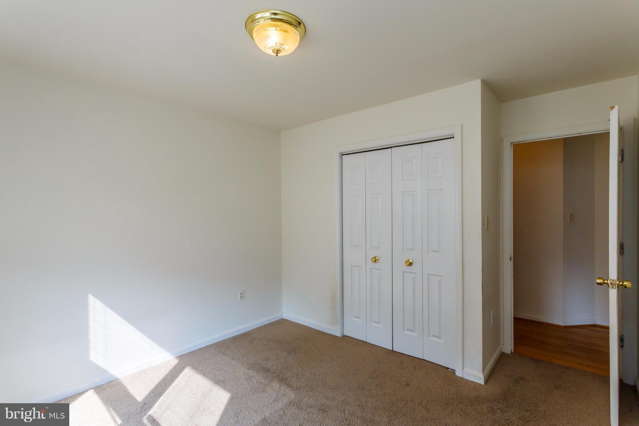 SMOKETREE - Residential Lease