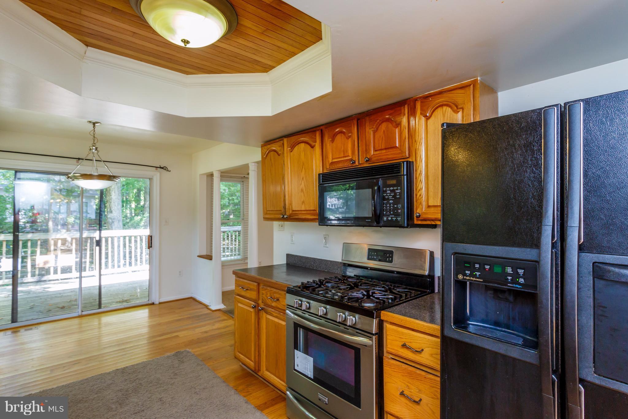 SMOKETREE - Residential Lease