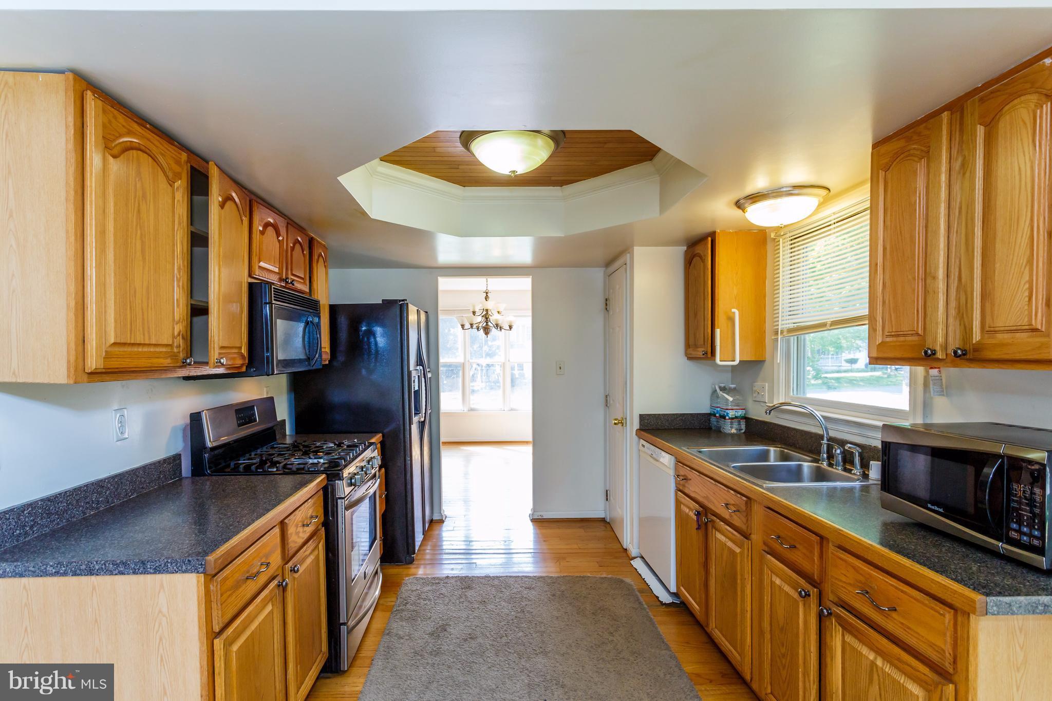 SMOKETREE - Residential Lease