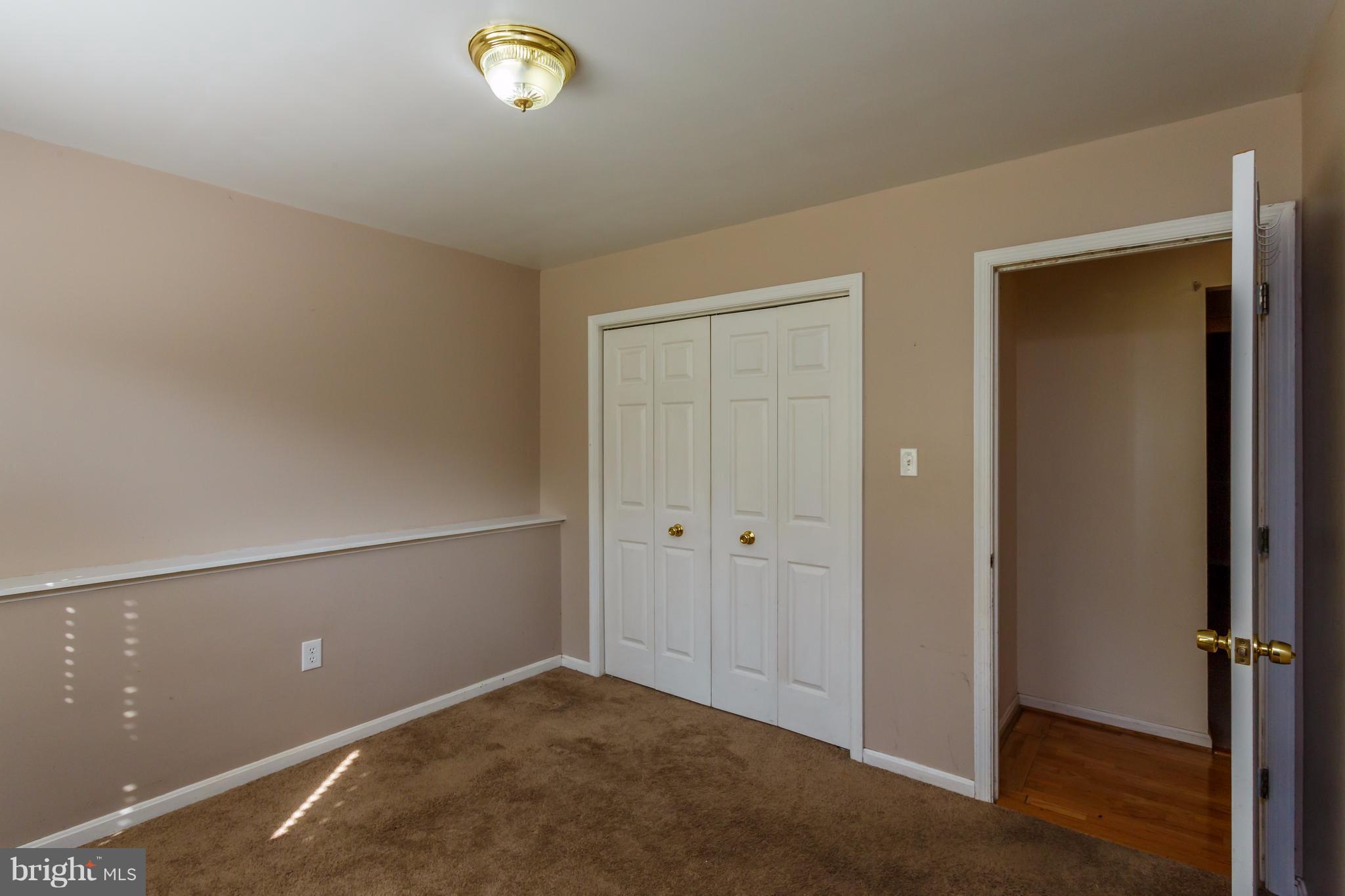 SMOKETREE - Residential Lease