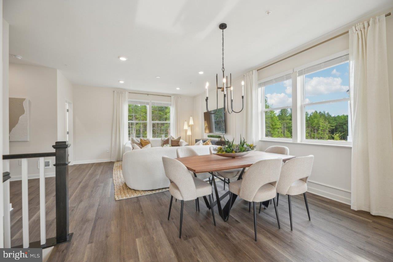 PINEGROVE - Residential