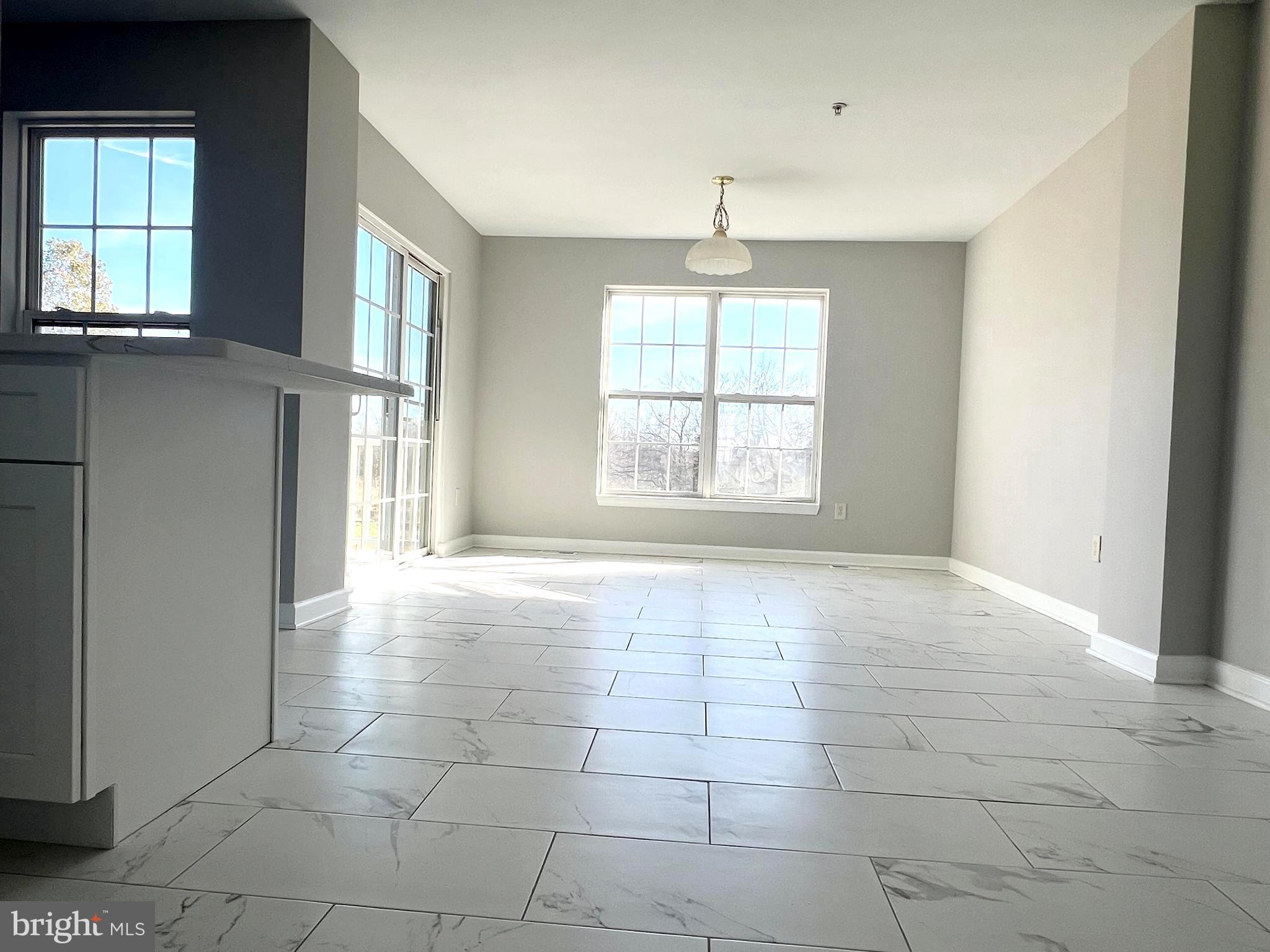 WILLOW BROOK - Residential Lease