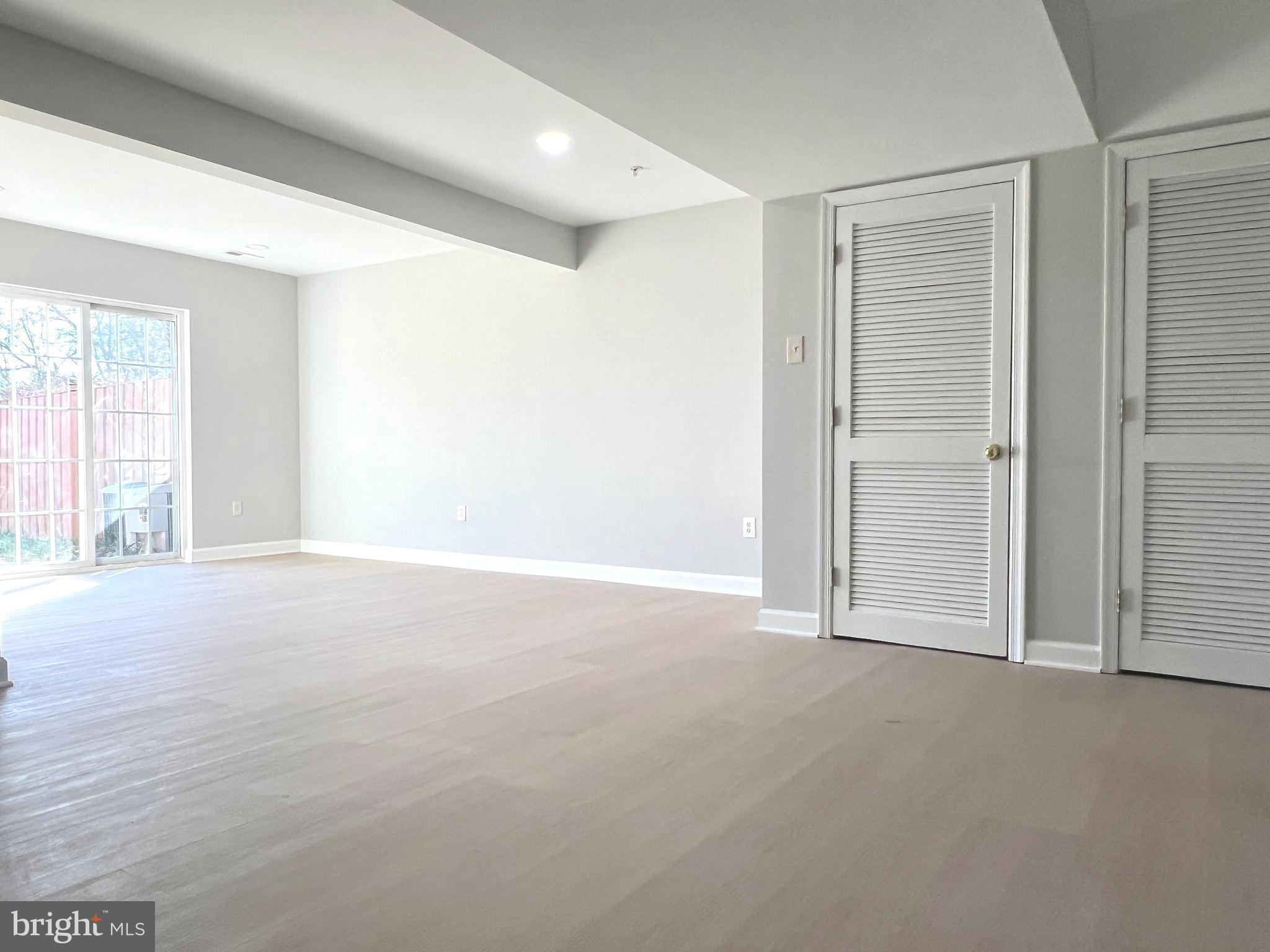 WILLOW BROOK - Residential Lease