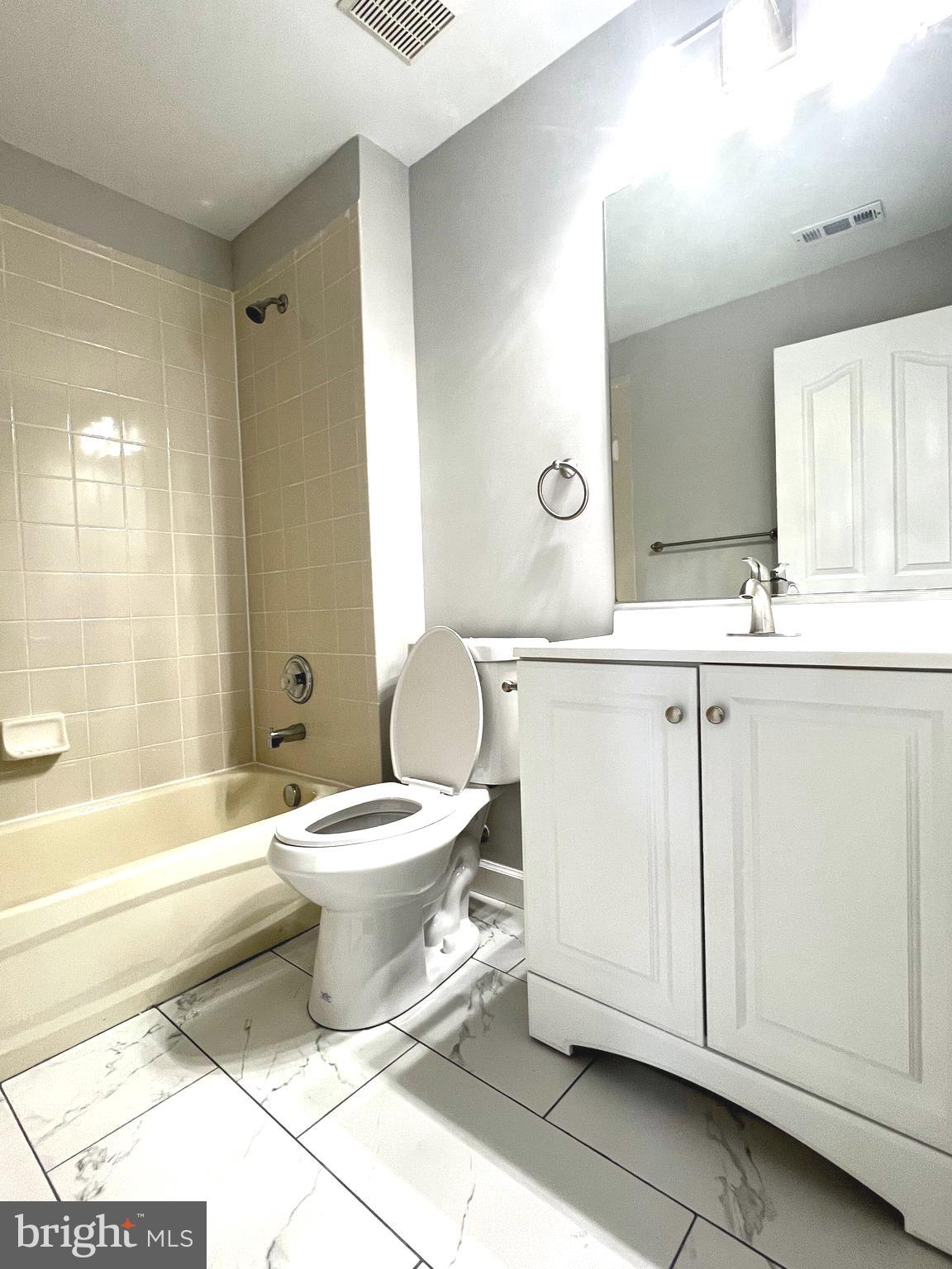 WILLOW BROOK - Residential Lease