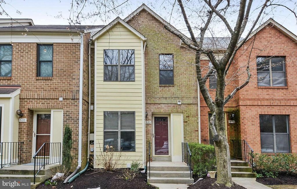 Photo of 5153 King Charles Way, BETHESDA, MD 20814 (MLS # MDMC2206596)