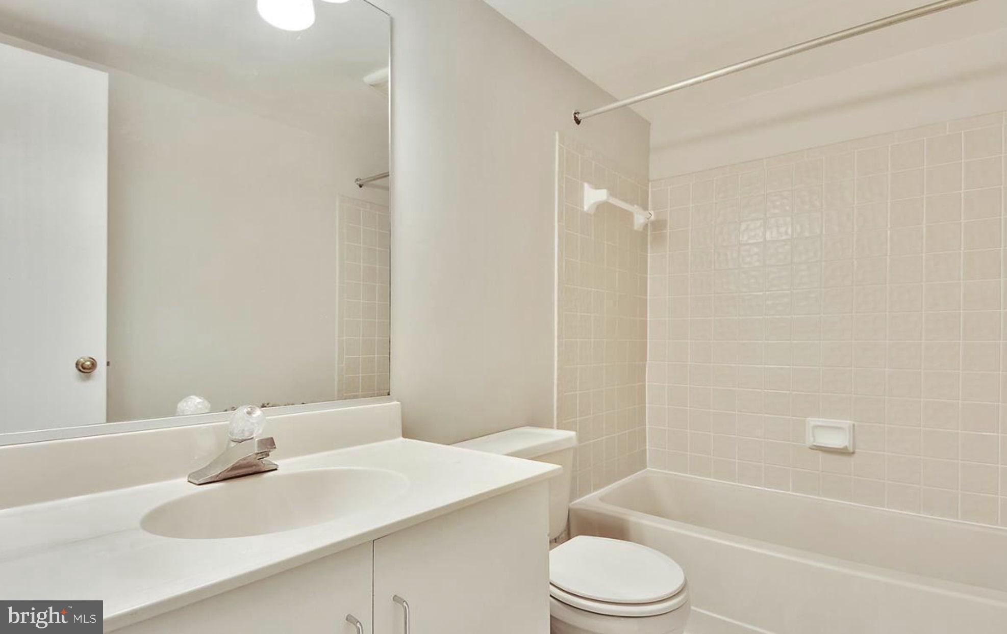 GROSVENOR MEWS - Residential Lease