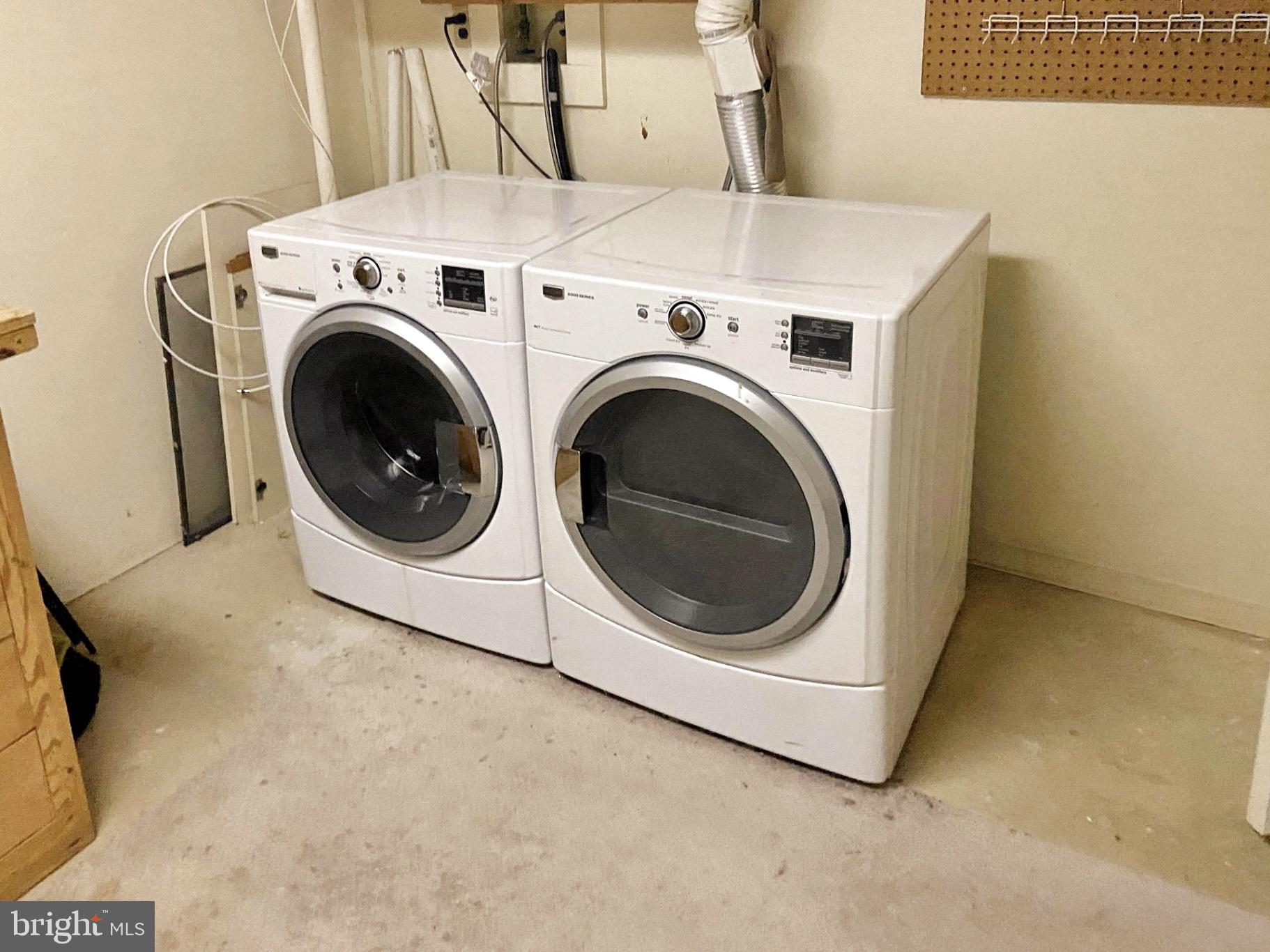 GROSVENOR MEWS - Residential Lease