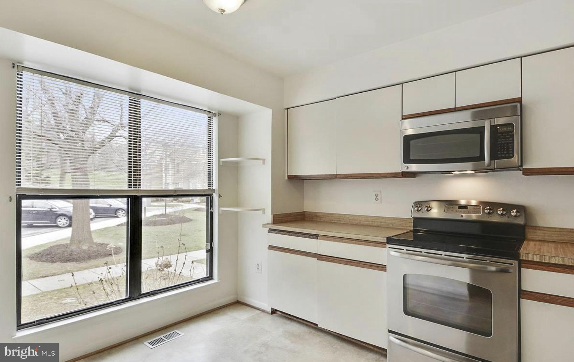 GROSVENOR MEWS - Residential Lease