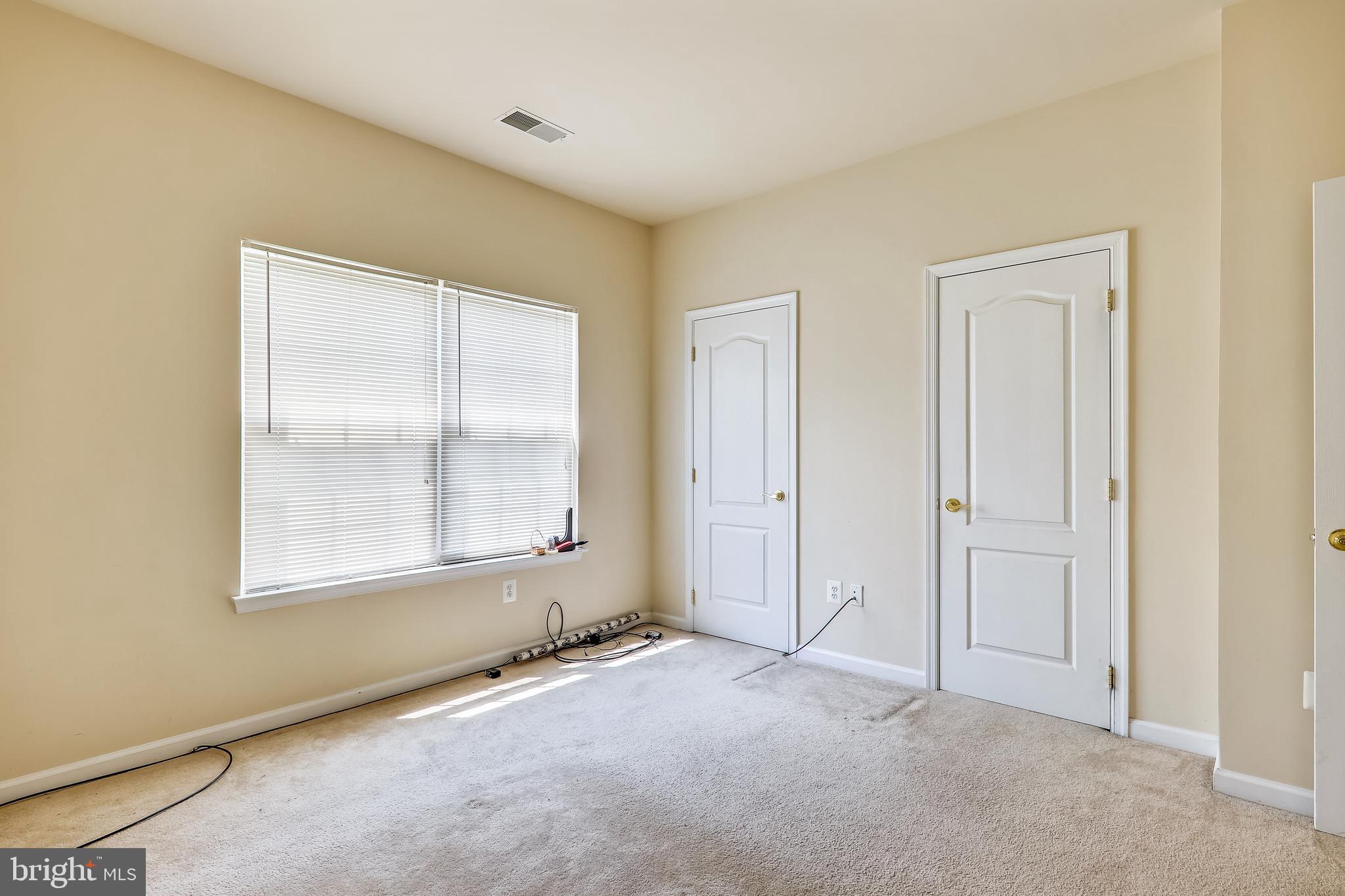 VICTORY PROMENADE - Residential