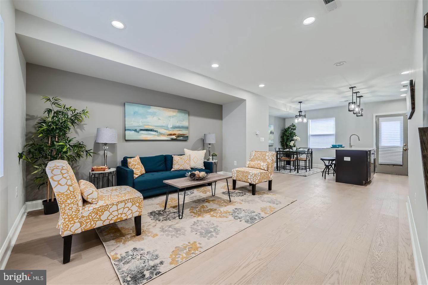 GOVANS - Residential Lease
