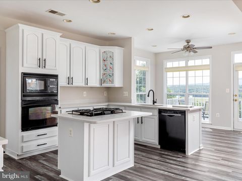Tiny photo for 118 Jenny Court, STRASBURG, VA 22657 (MLS # VASH2013598)
