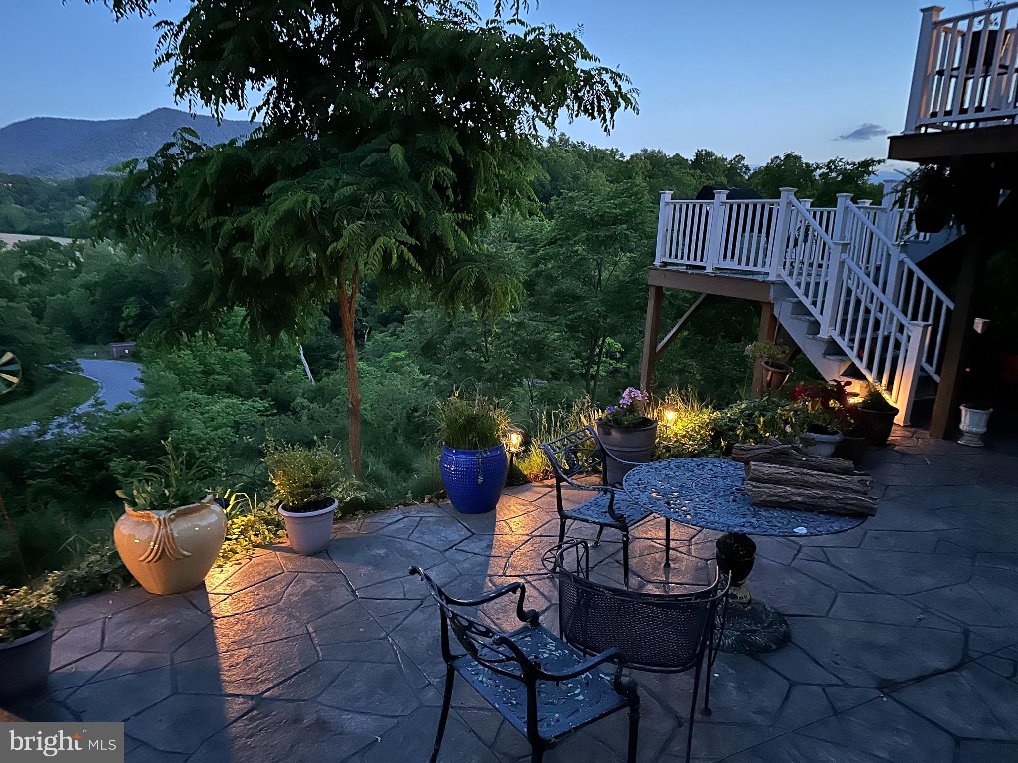 OXBOW ESTATES - Residential