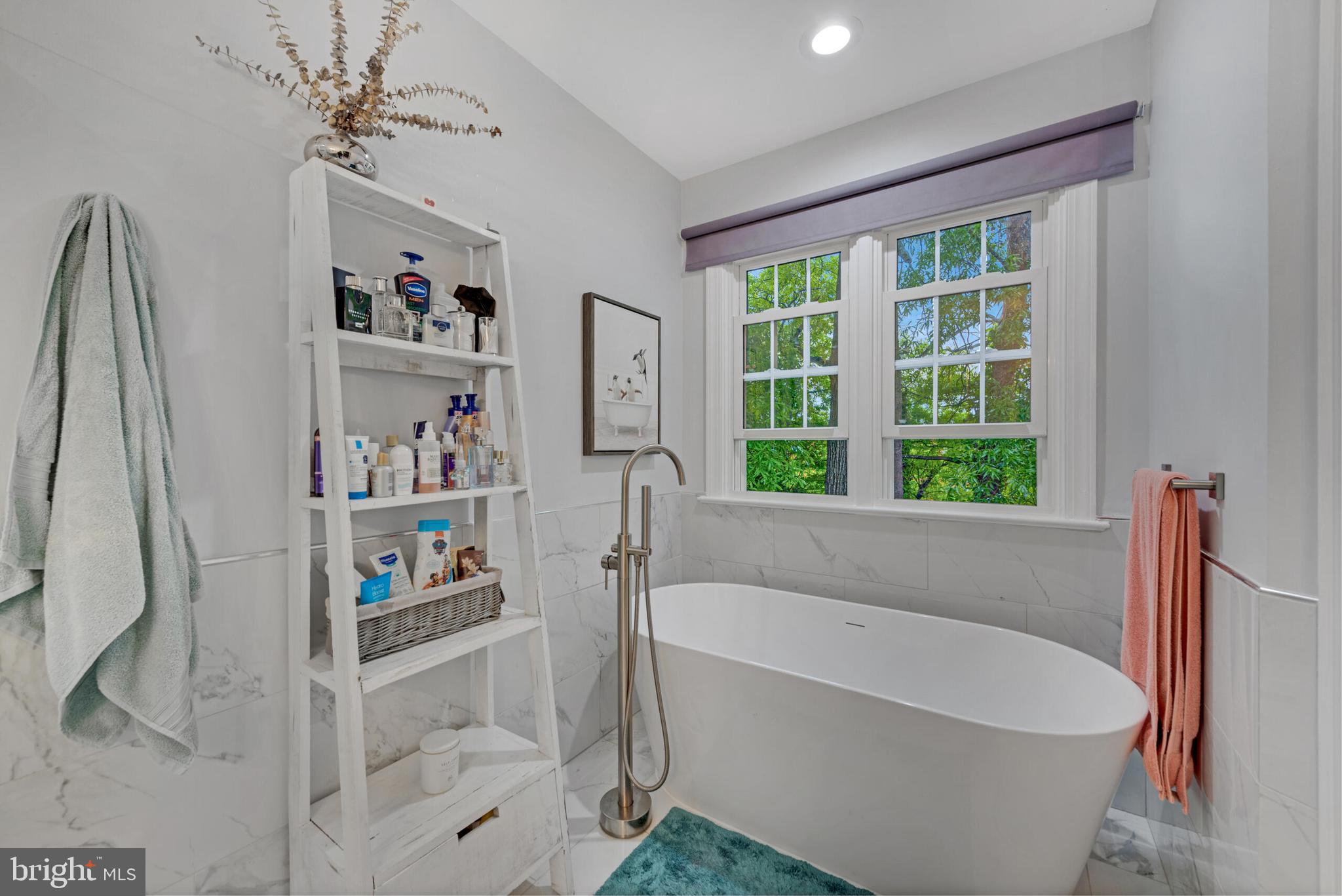 FORT HUNT - Residential